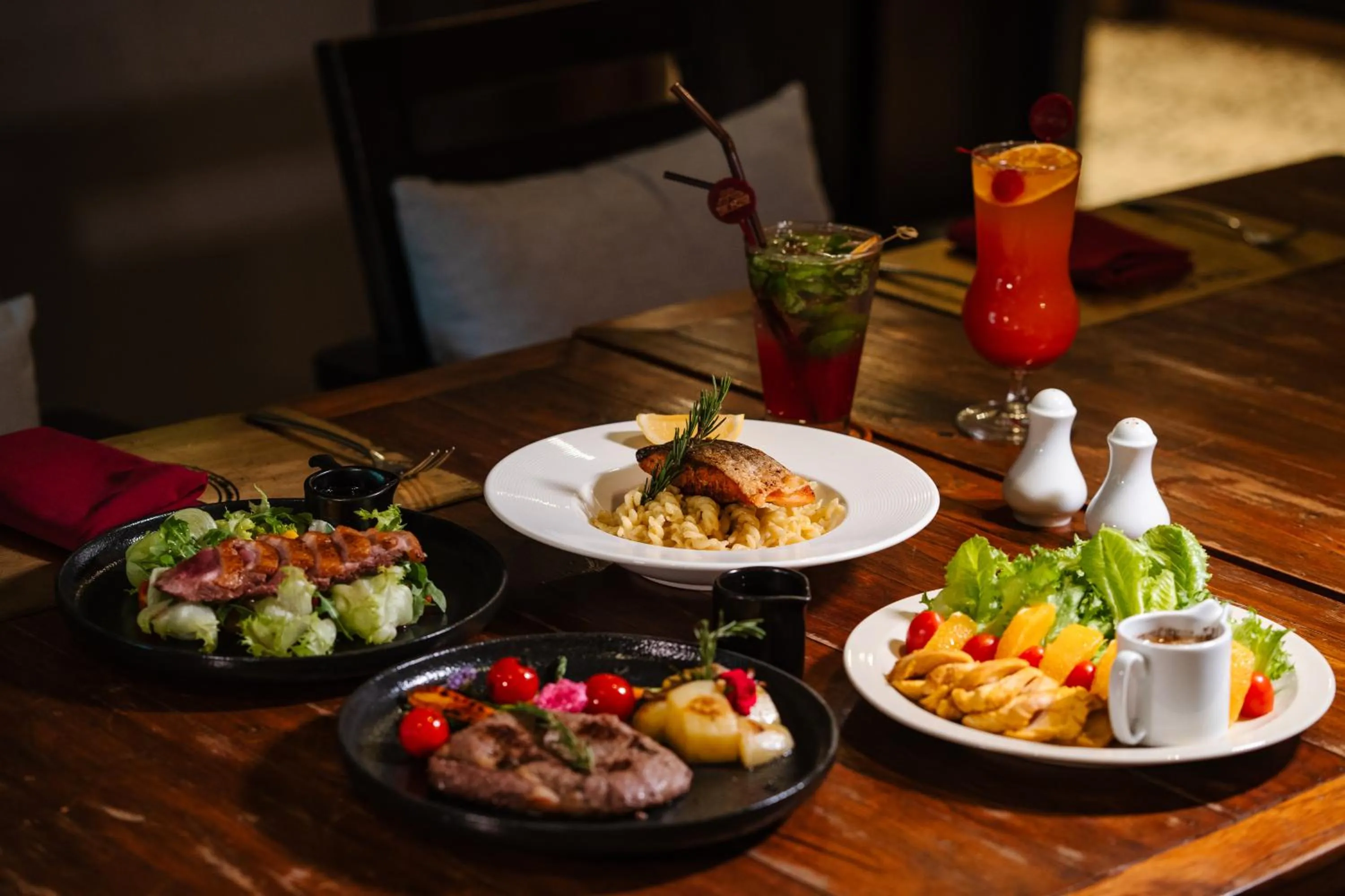 Food and drinks in The Rim Chiang Mai