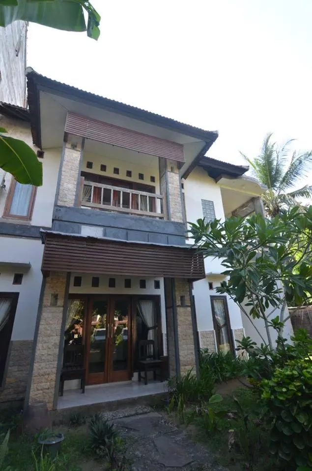 Property building in Puri Itoma Bungalows