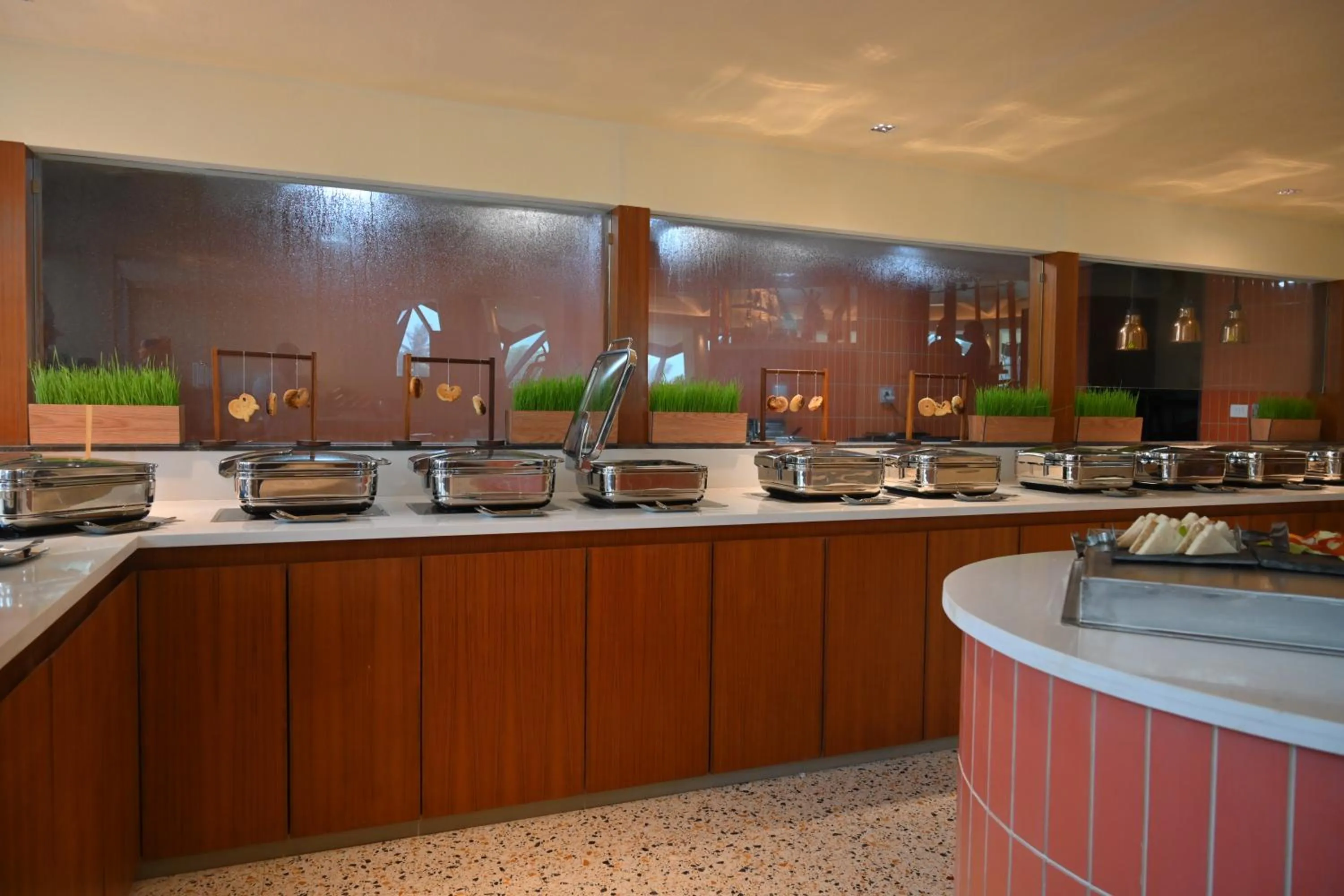 Restaurant/places to eat in The Park Visakhapatnam