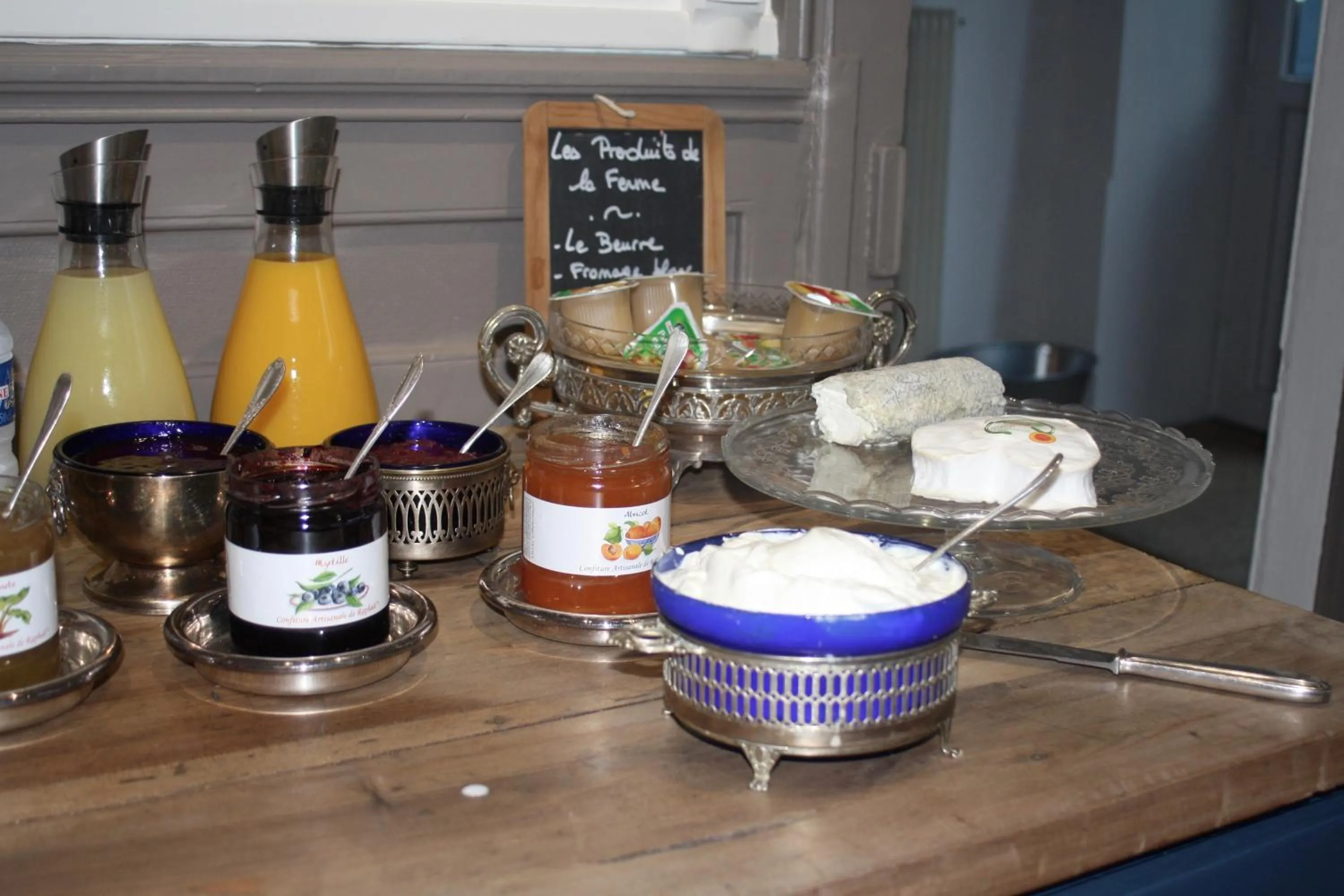 Food in La Maison de la Plage