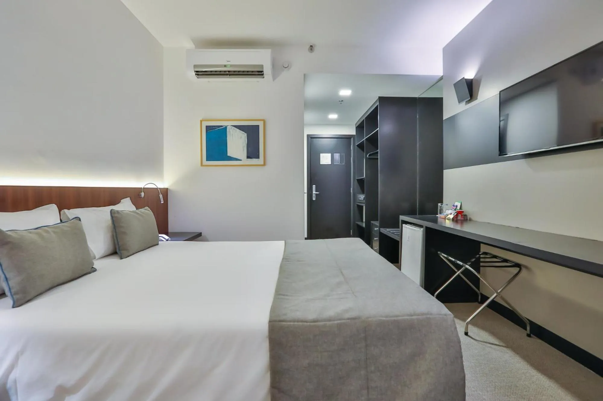 Bedroom, Bed in Wyndham Garden Ribeirão Preto Convention