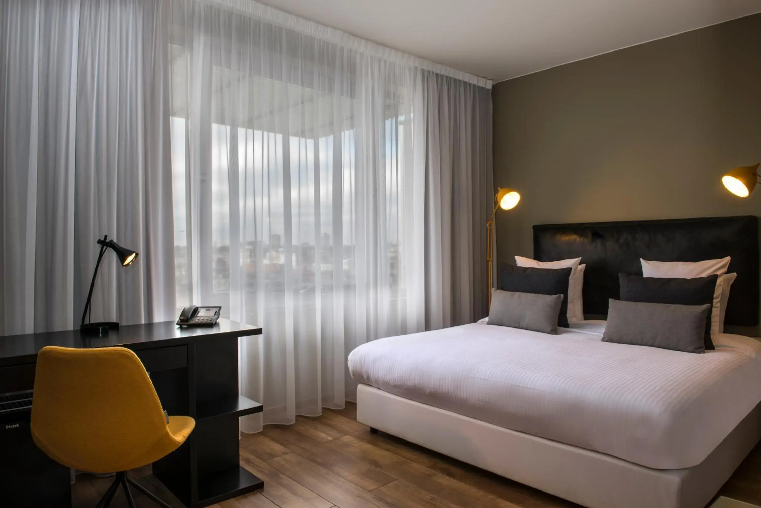 Photo of the whole room in Tryp By Wyndham Antwerp