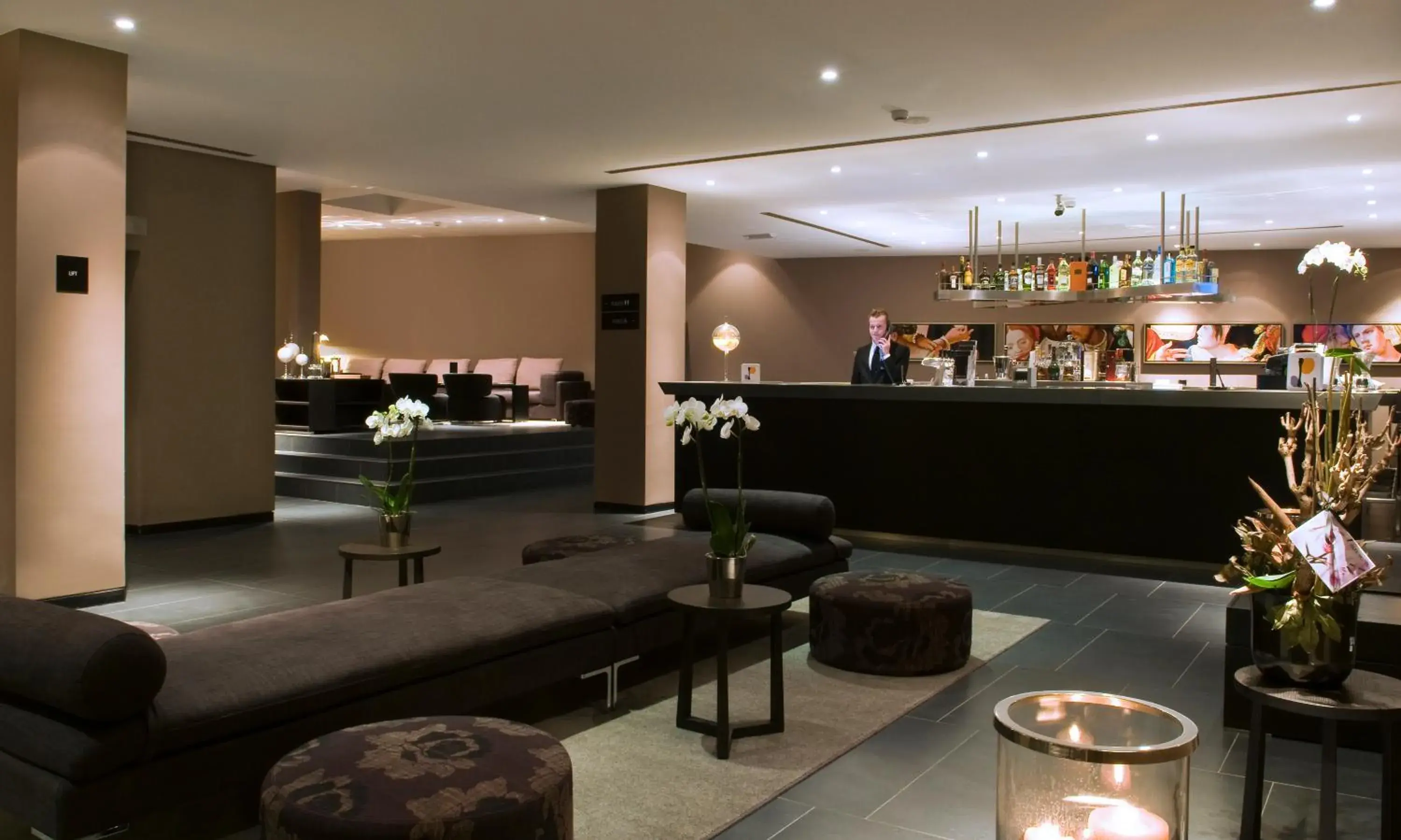 Lobby or reception, Lounge/Bar in Tryp By Wyndham Antwerp