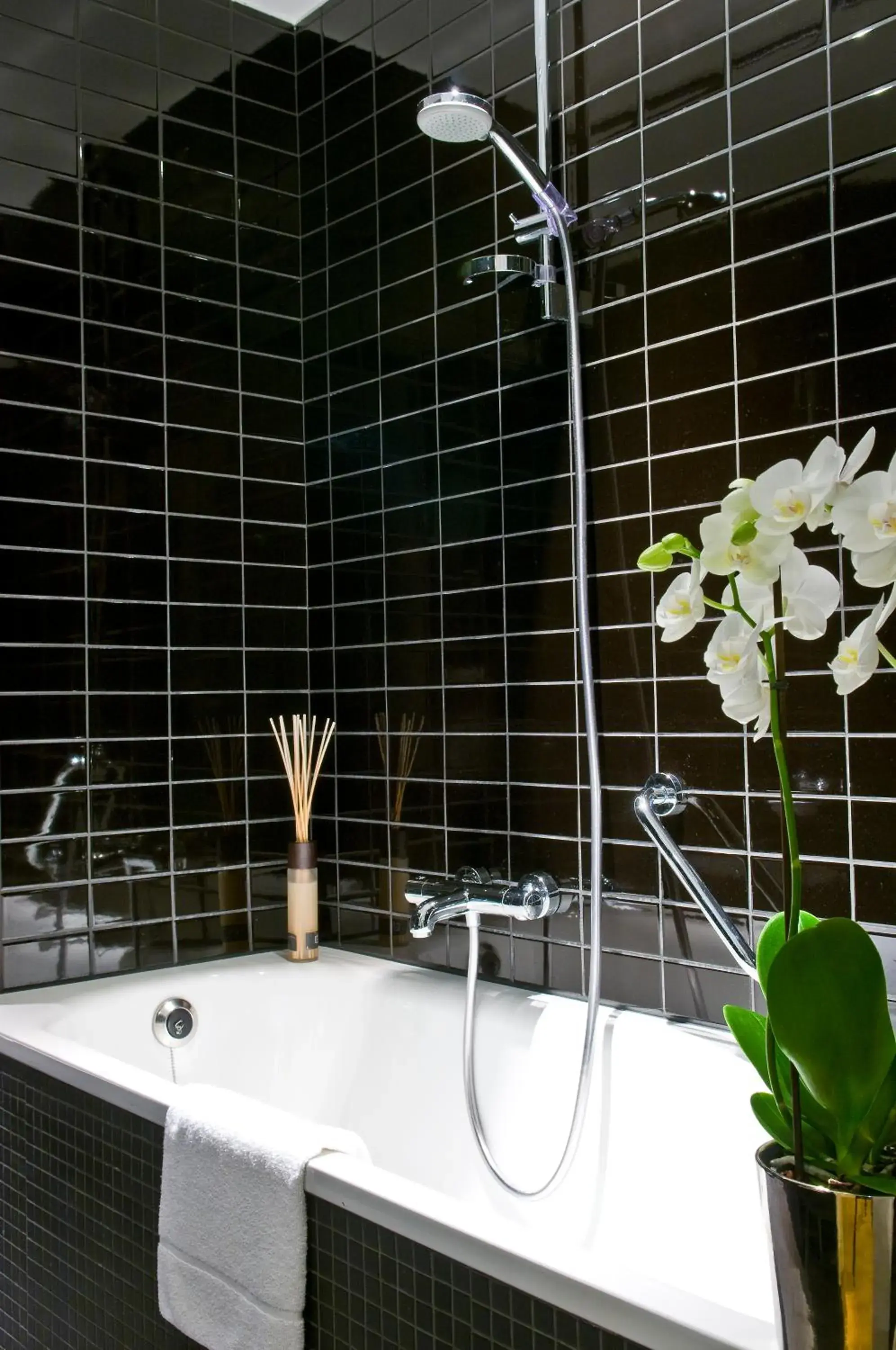 Photo of the whole room, Bathroom in Tryp By Wyndham Antwerp