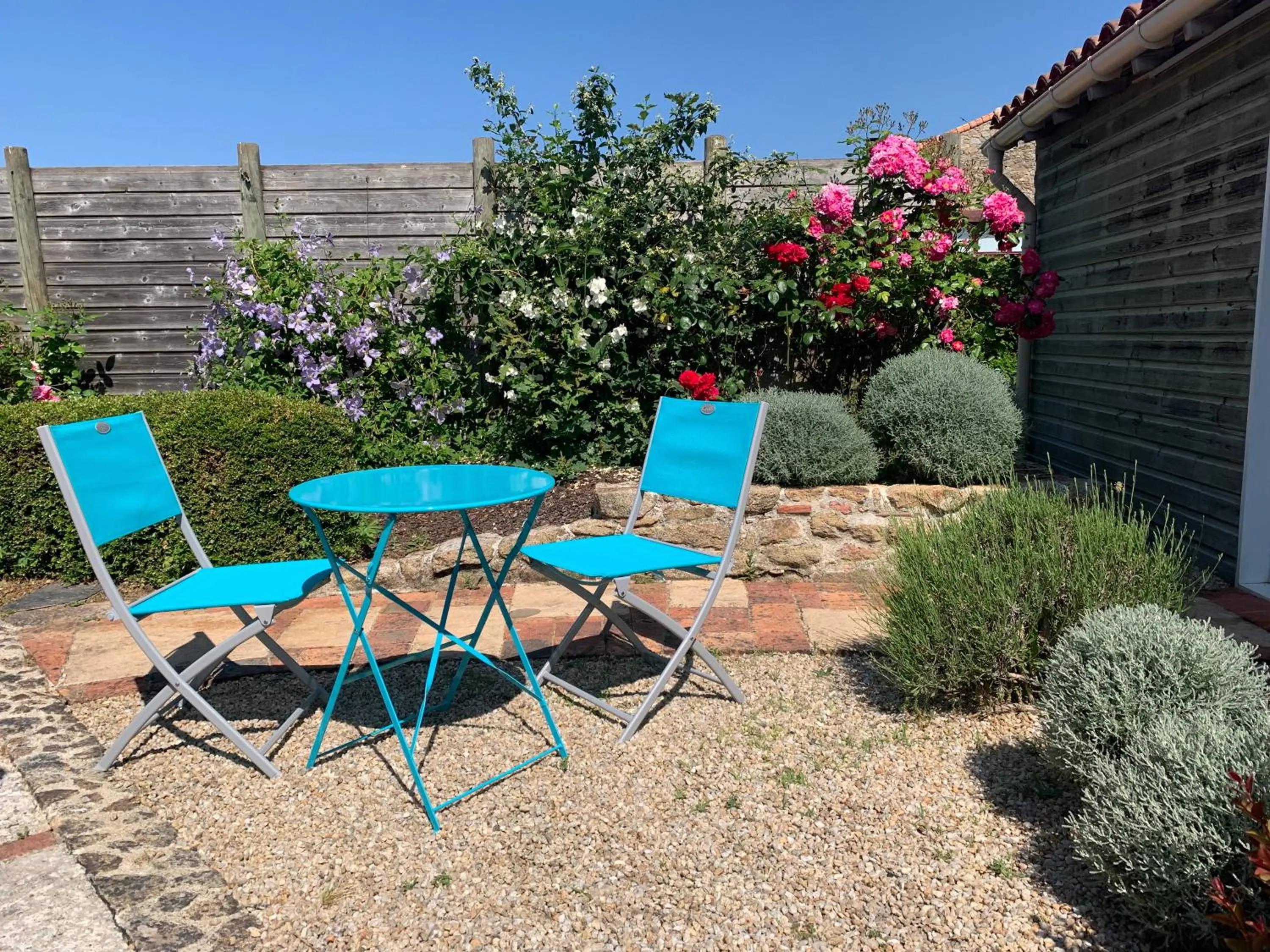 Garden in Chez Dominique et Bruno à 20 mm du PuyduFou