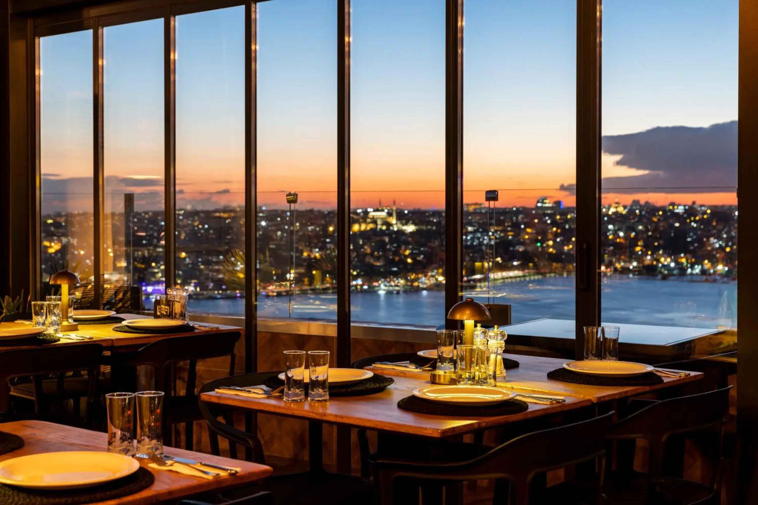 Restaurant/places to eat in Palazzo Donizetti Hotel - Special Class Restaurant/places to eat in Palazzo Donizetti Hotel - Special Class