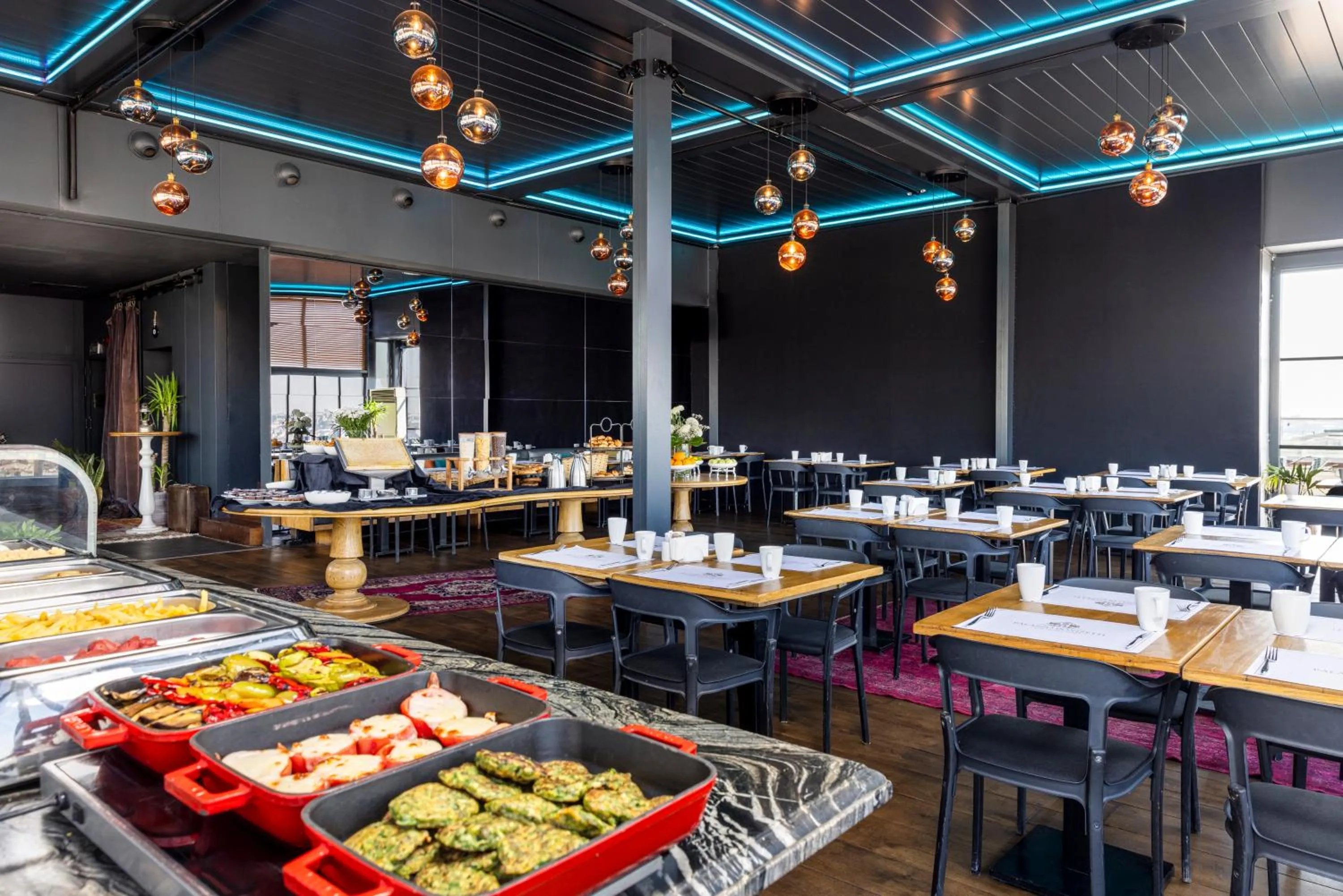 Restaurant/places to eat in Palazzo Donizetti Hotel - Special Class