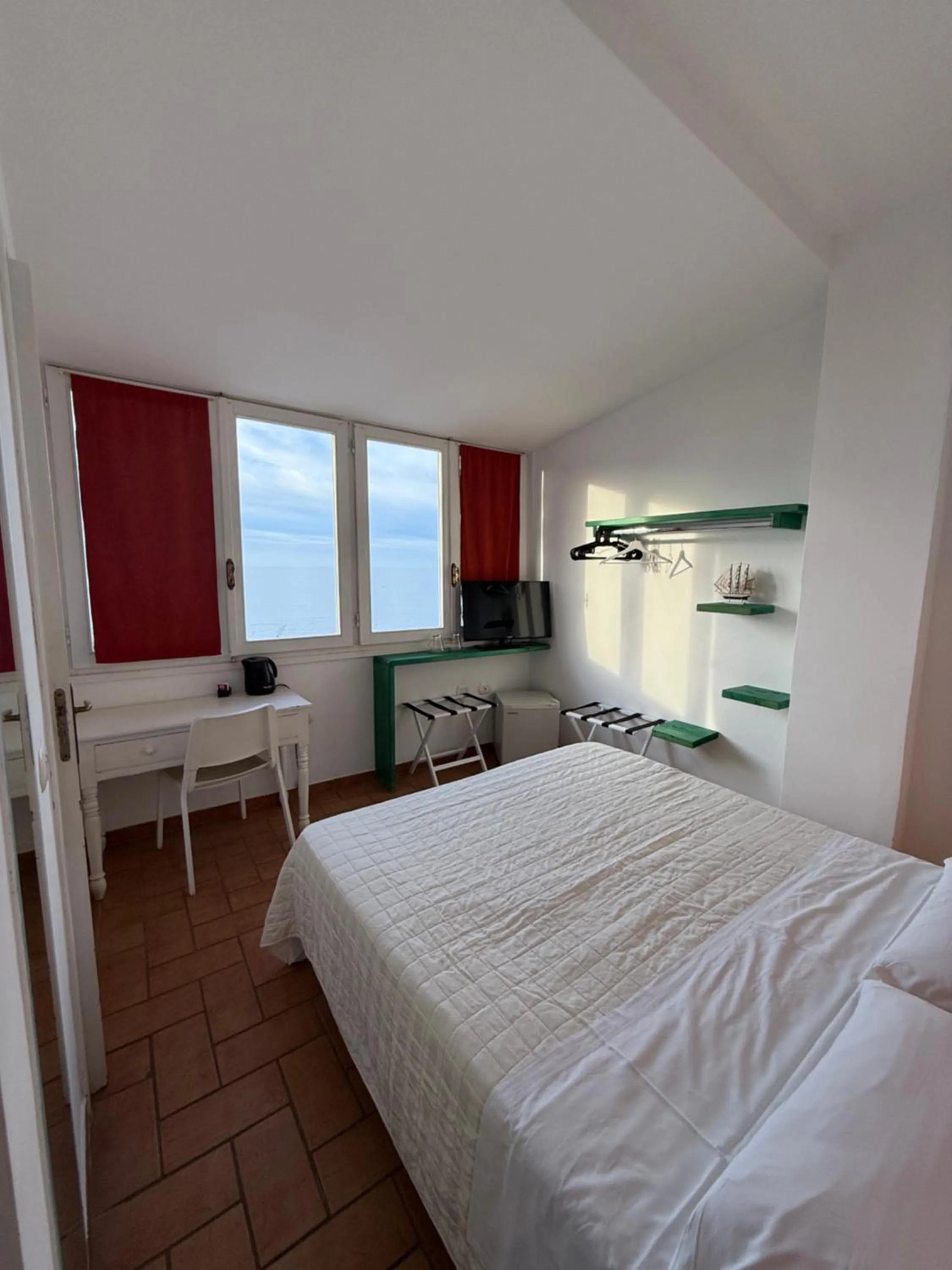 Photo of the whole room in Tropea Boutique Hotel