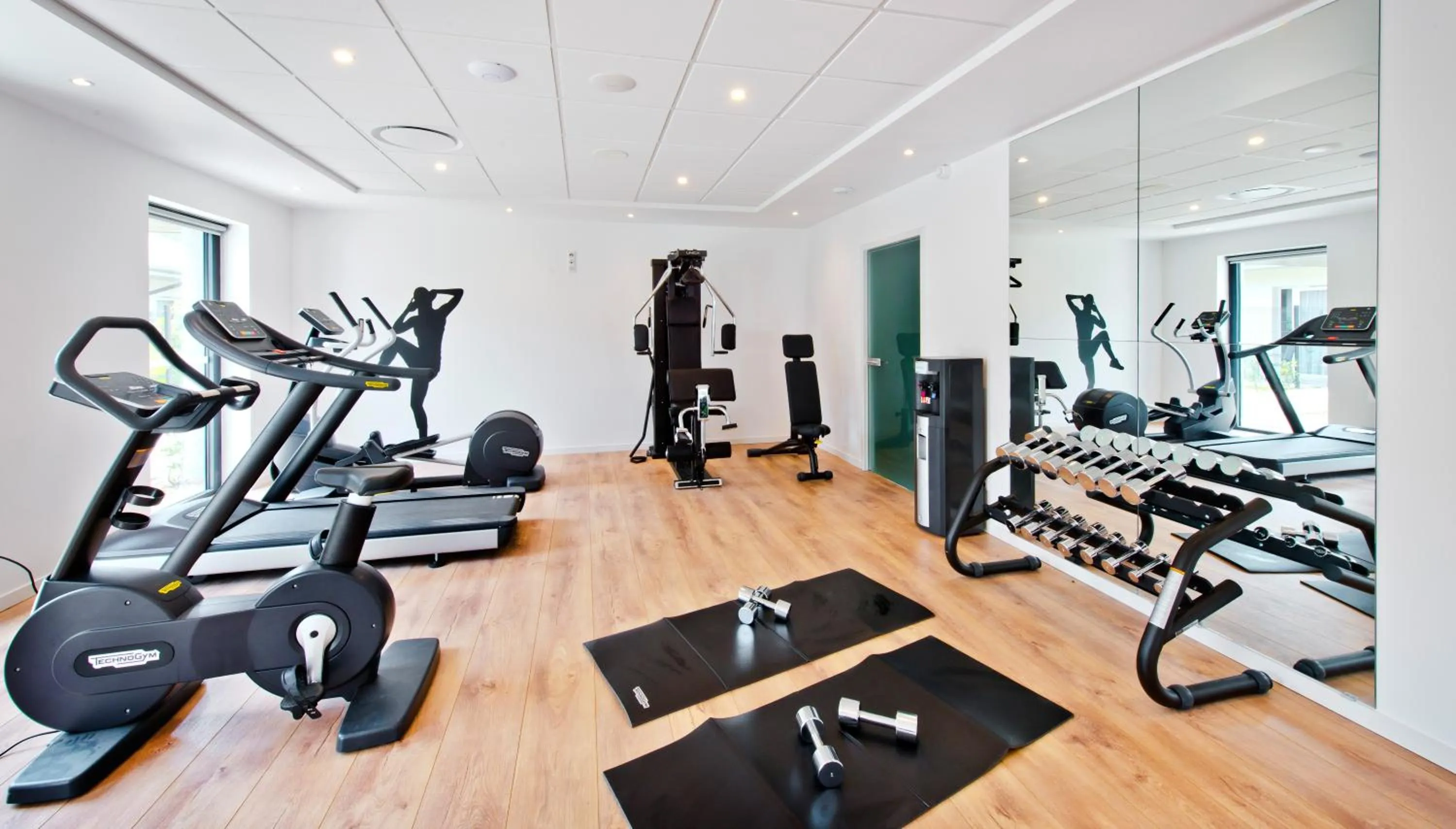 Fitness centre/facilities in Kyriad Résidence Cabriès - Plan de Campagne