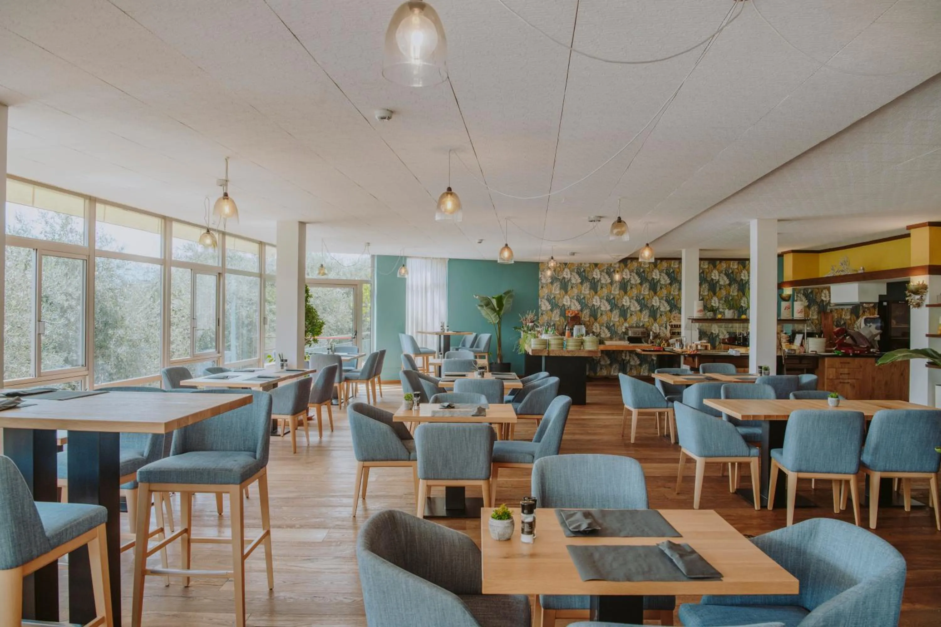 Restaurant/places to eat in Hotel Limone