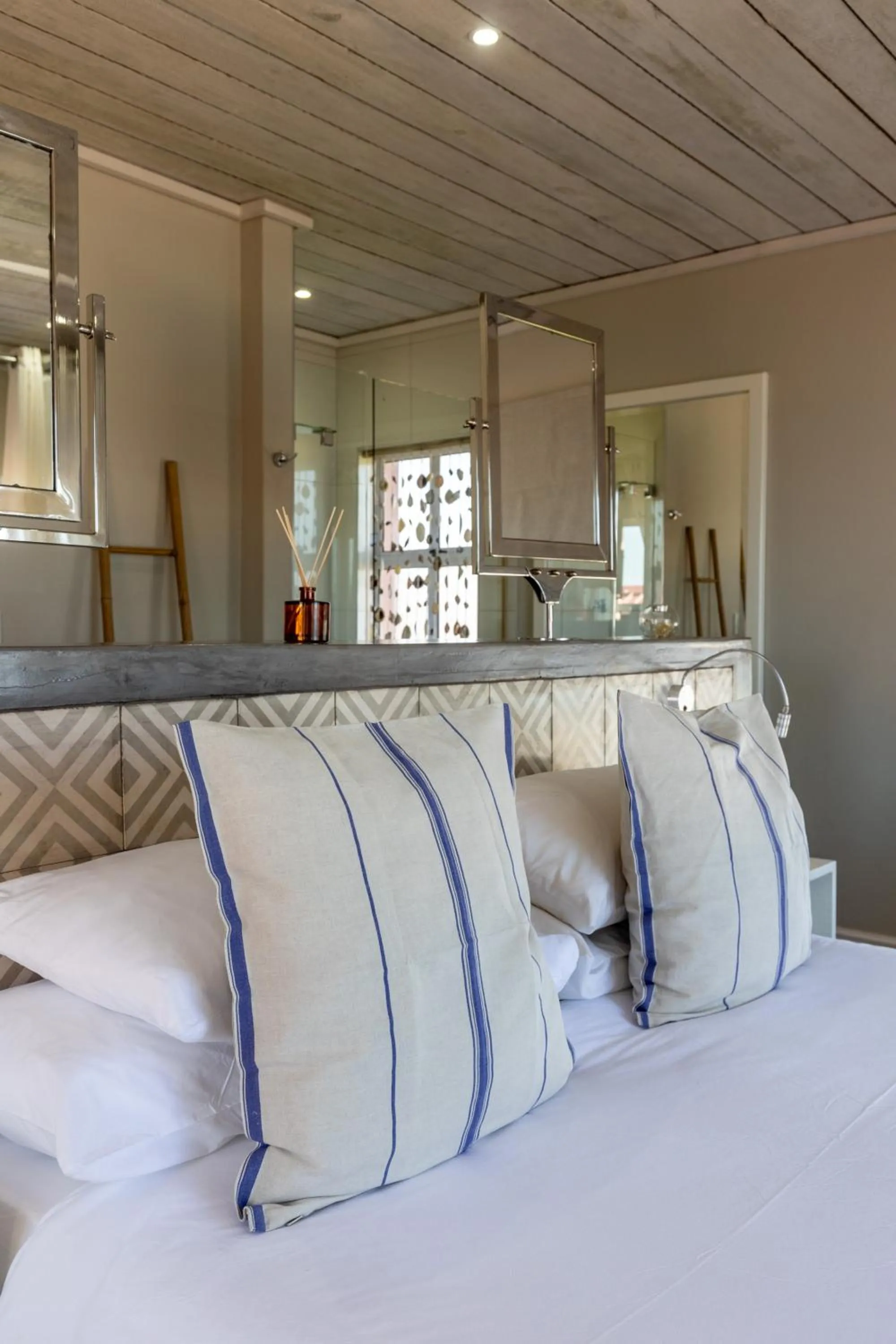 Bed in Blue Bay Lodge