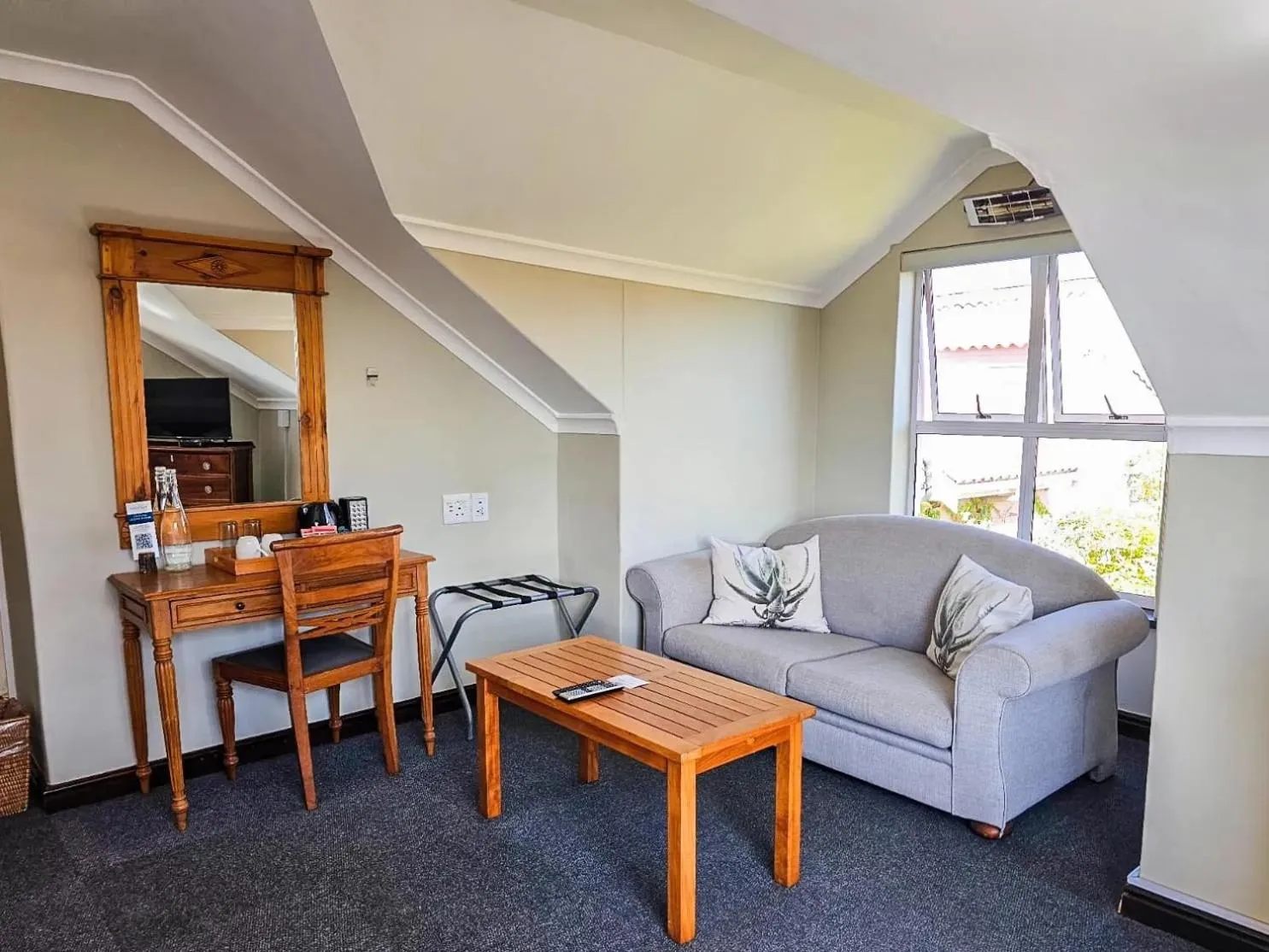 Living room in Blue Bay Lodge