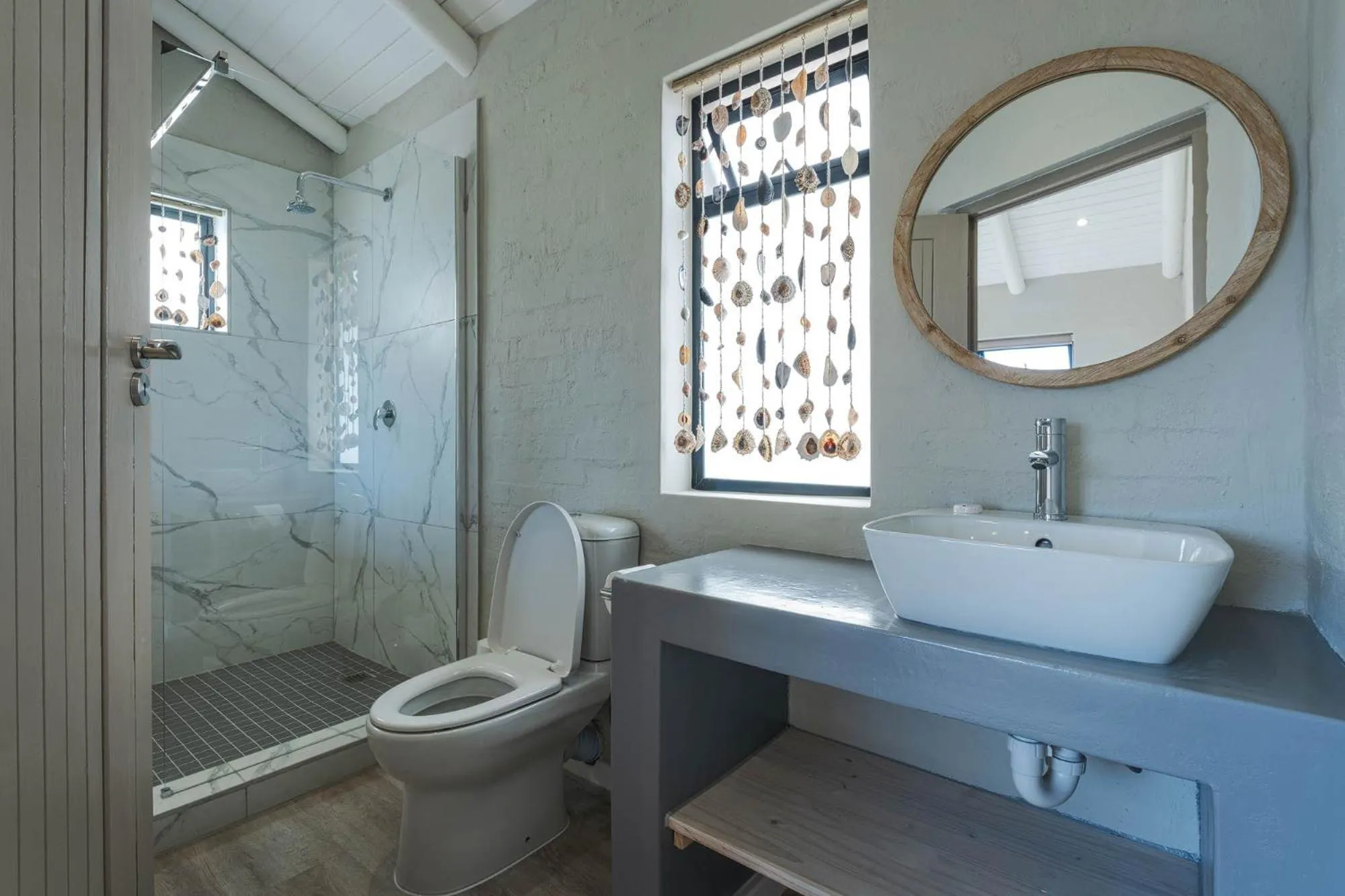 Shower in Blue Bay Lodge