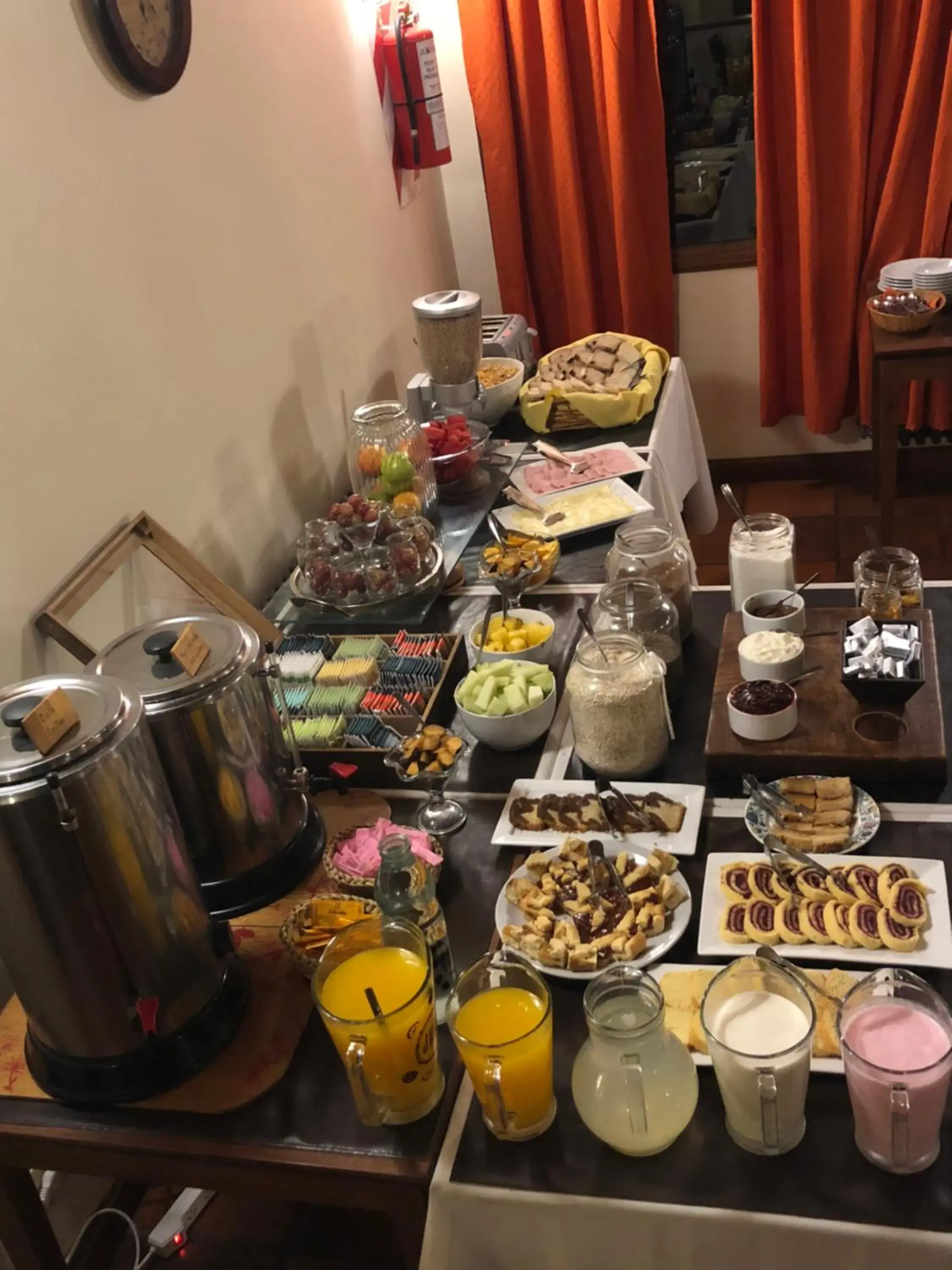 Buffet breakfast in Koi Aiken Buffet breakfast in Koi Aiken