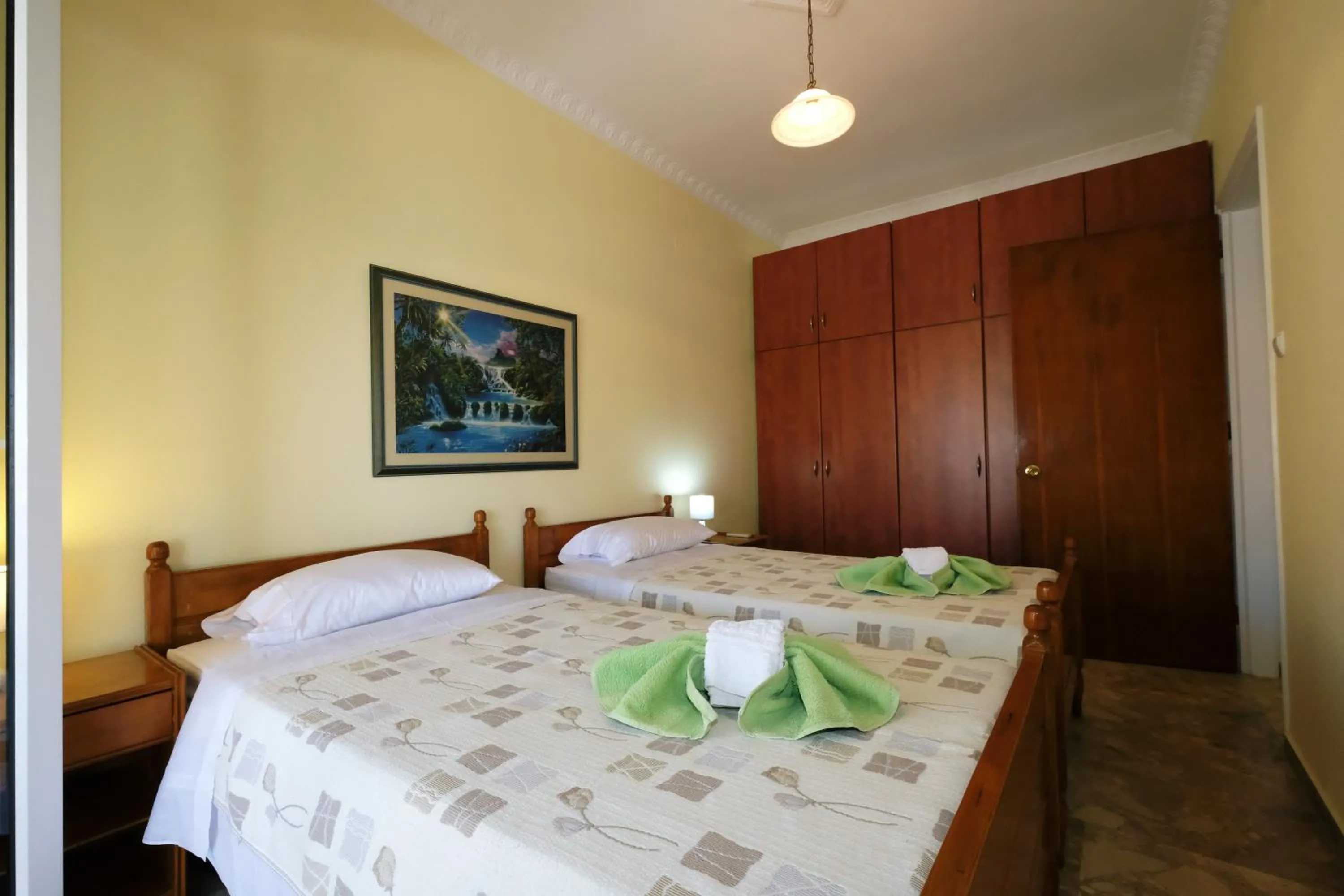 Other, Bed in Apollo Pavilion Apartments