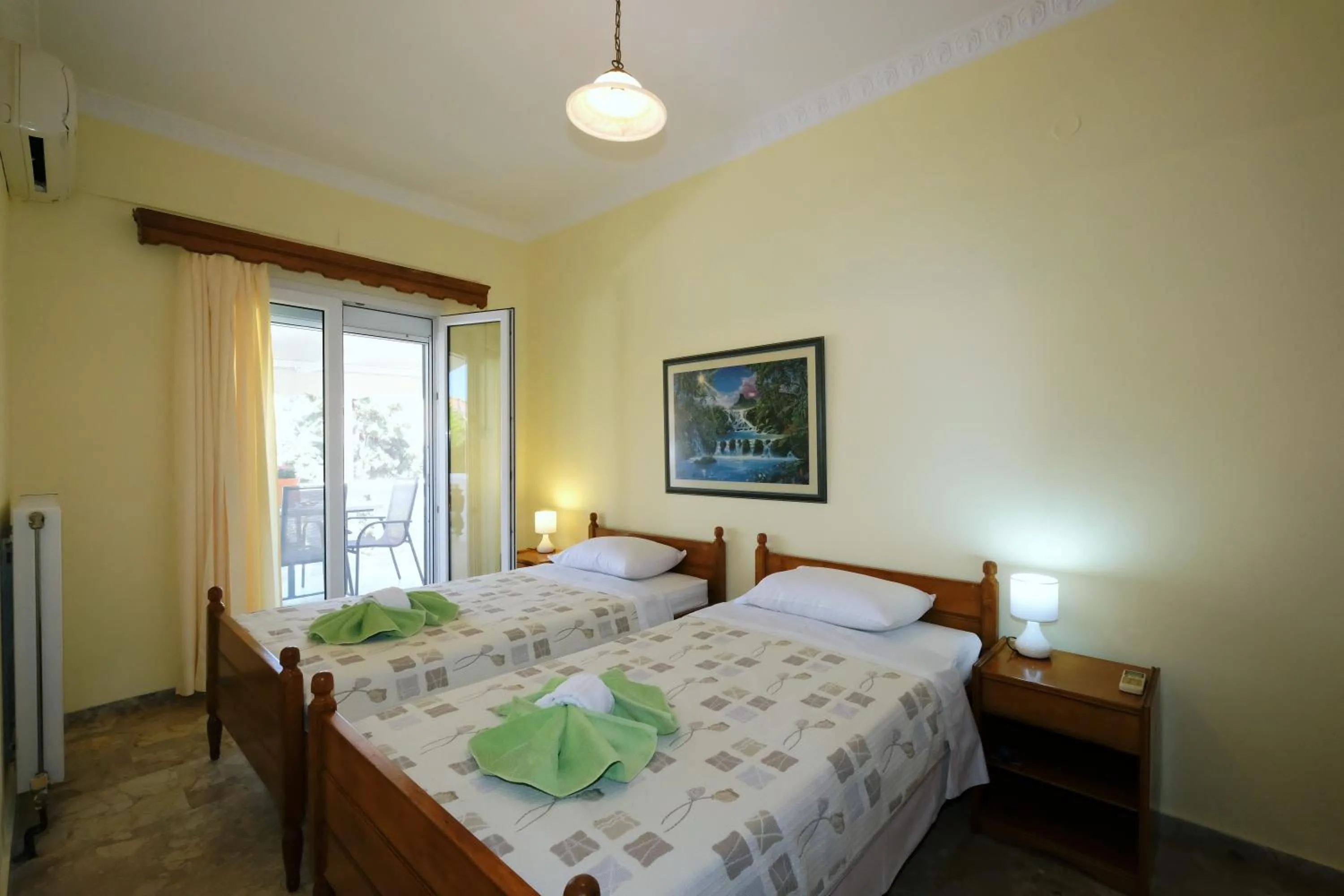 Photo of the whole room, Bed in Apollo Pavilion Apartments