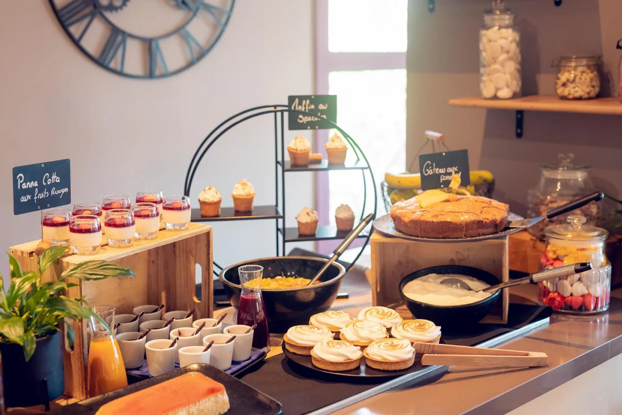 Restaurant/places to eat in The Originals City, Hôtel Le Pavillon, Béziers Est