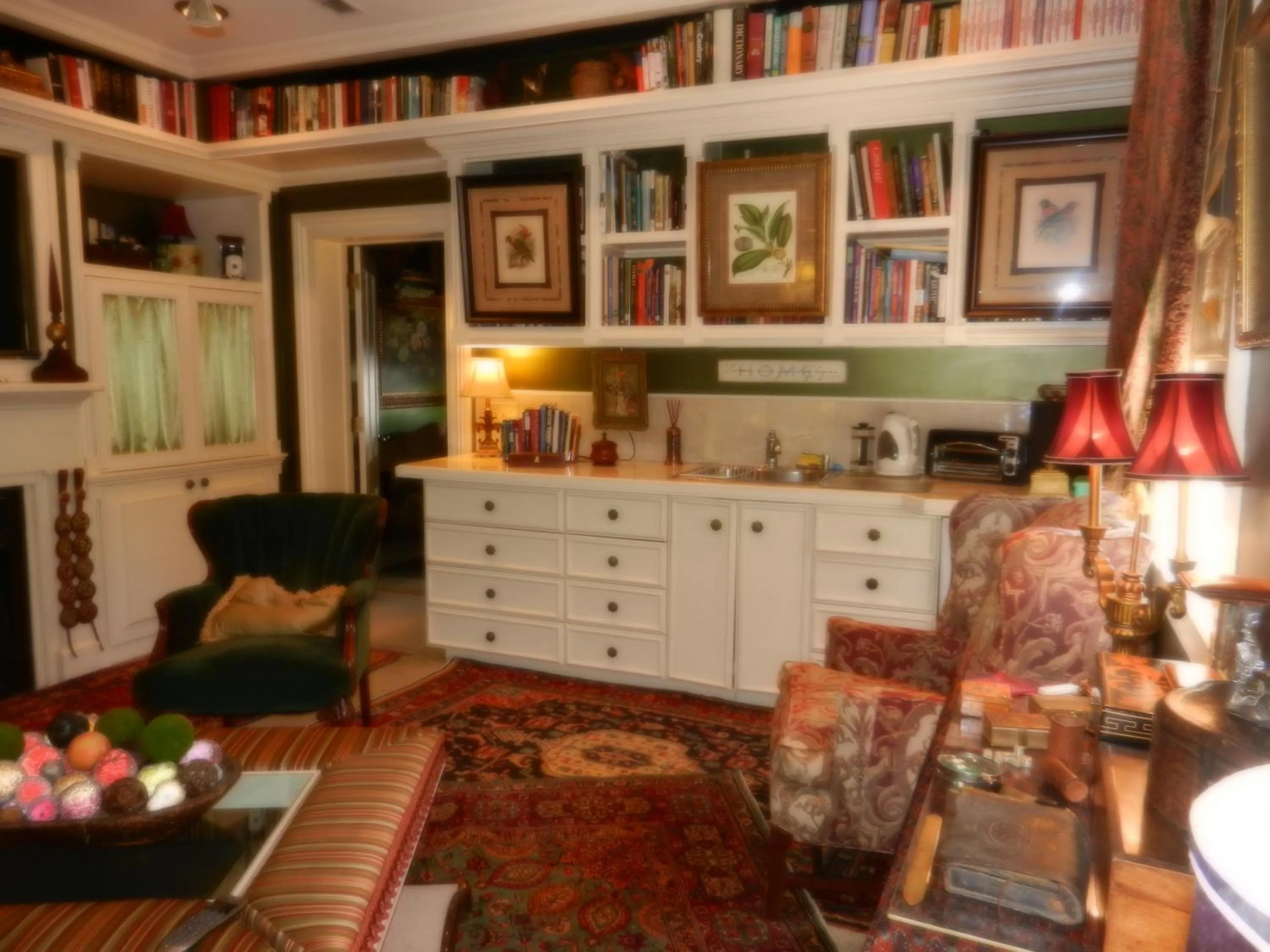 Communal lounge/ TV room in 22 Charlotte