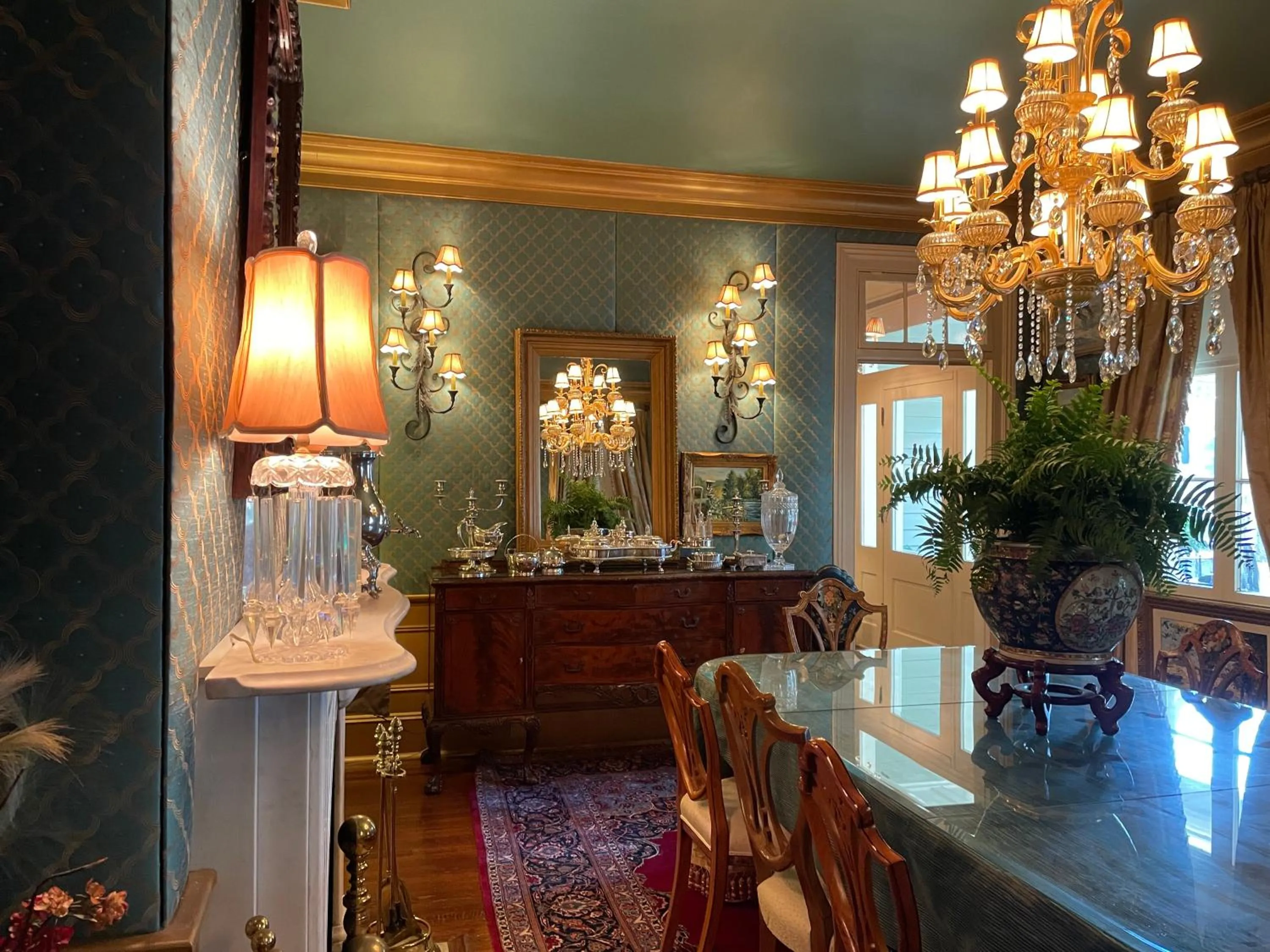 Decorative detail in 22 Charlotte