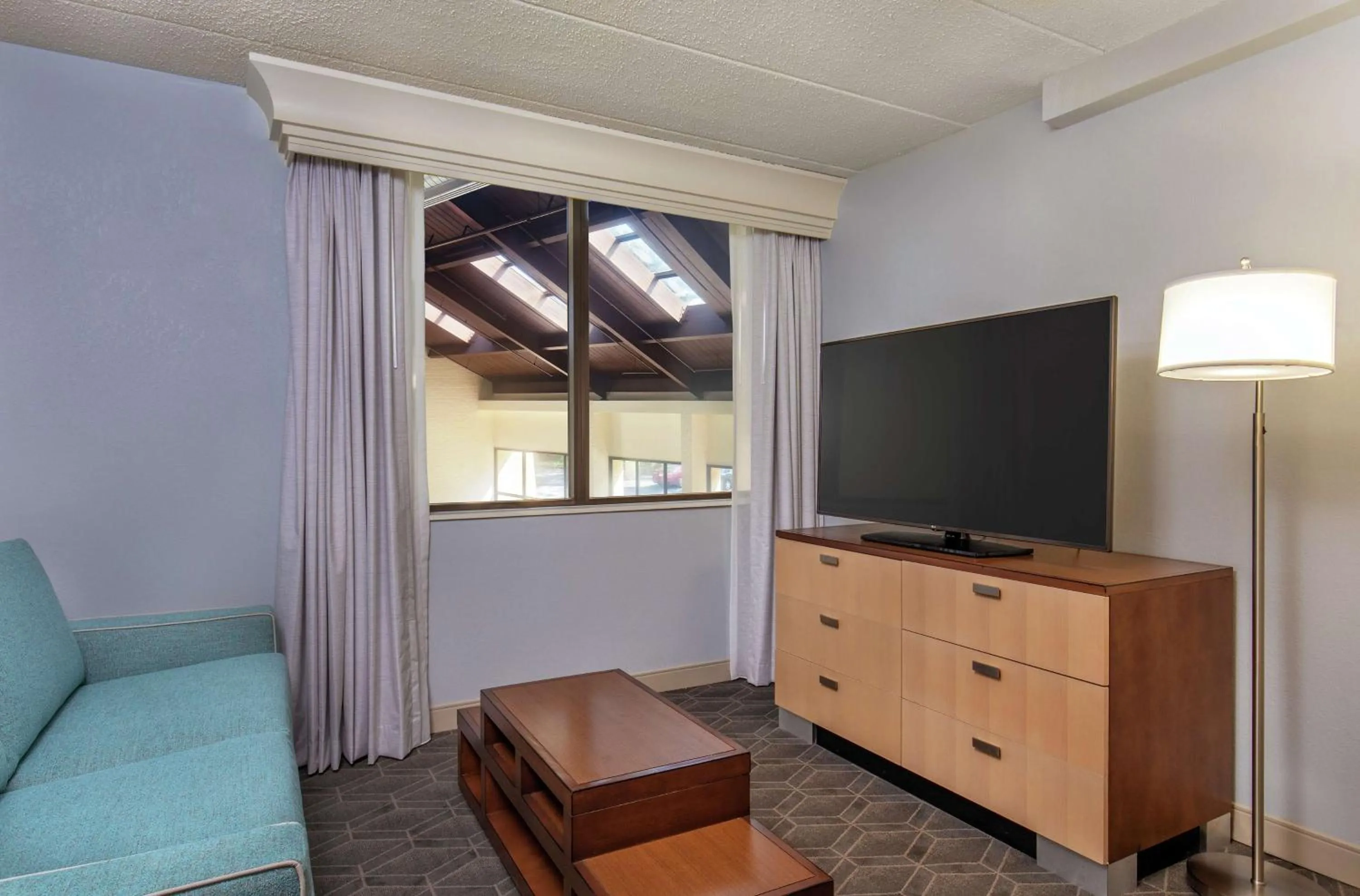 Bedroom in DoubleTree by Hilton Columbia