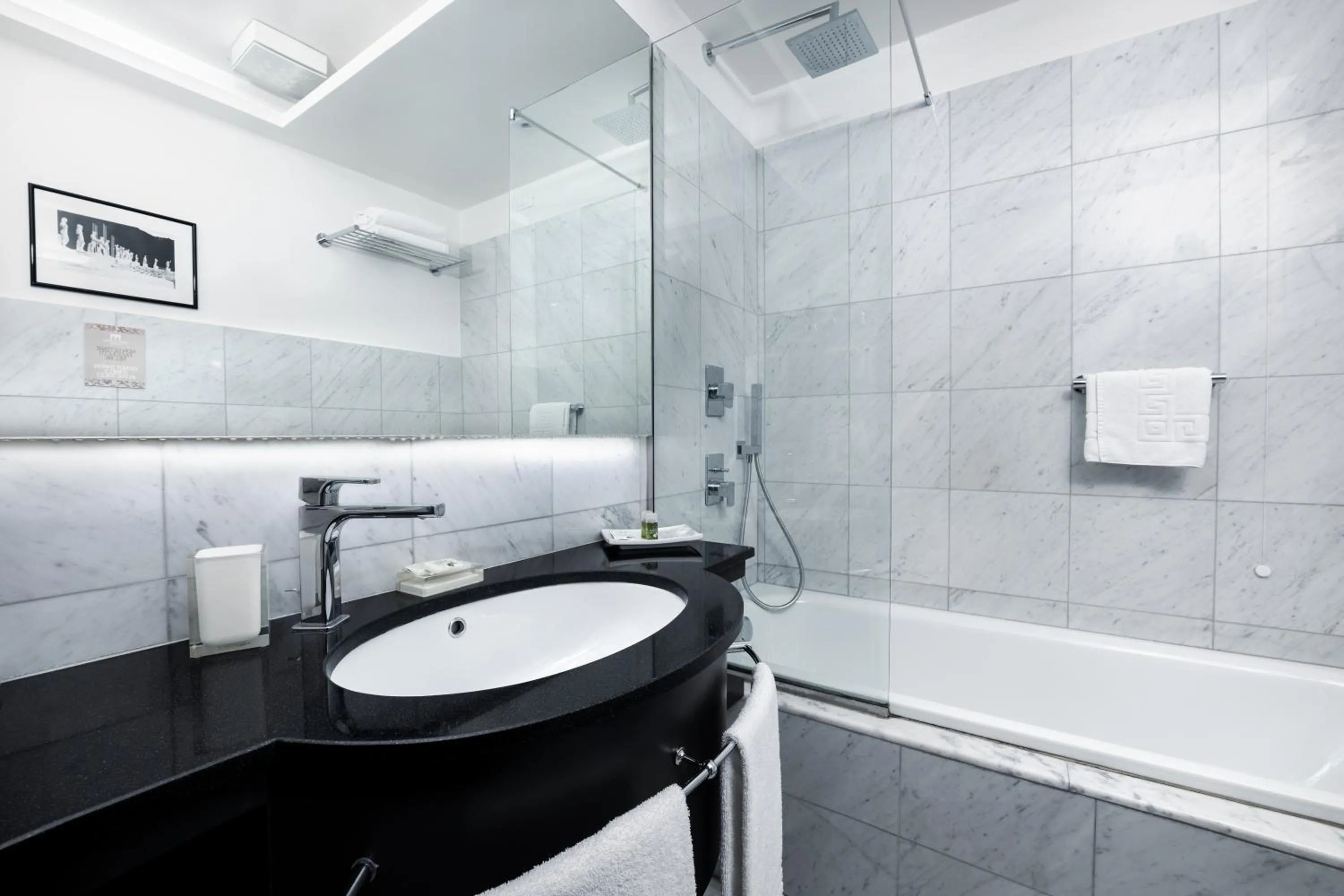 Bath in Mascherino Suites