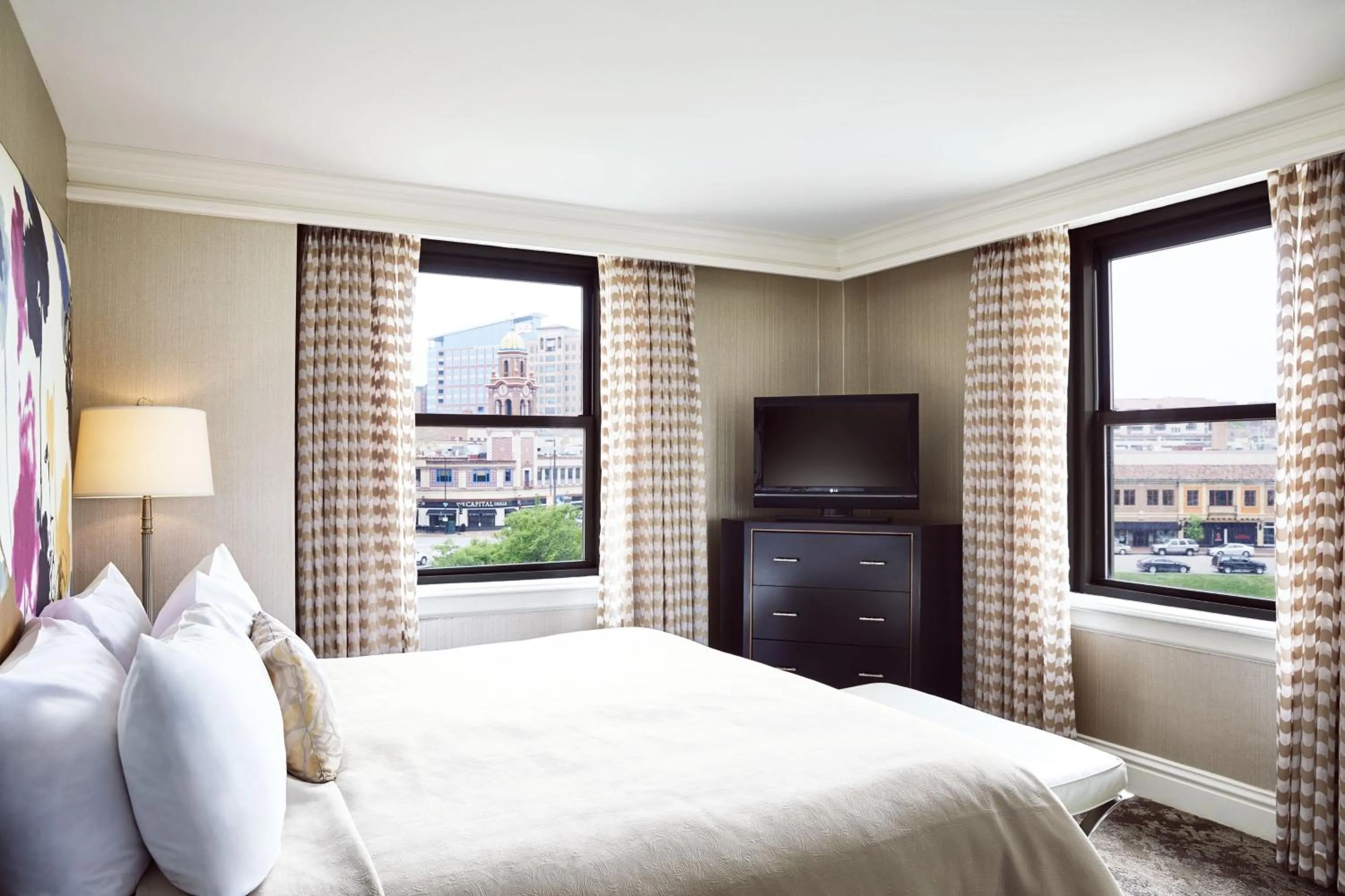 Photo of the whole room, Bed in The Raphael Hotel, Autograph Collection