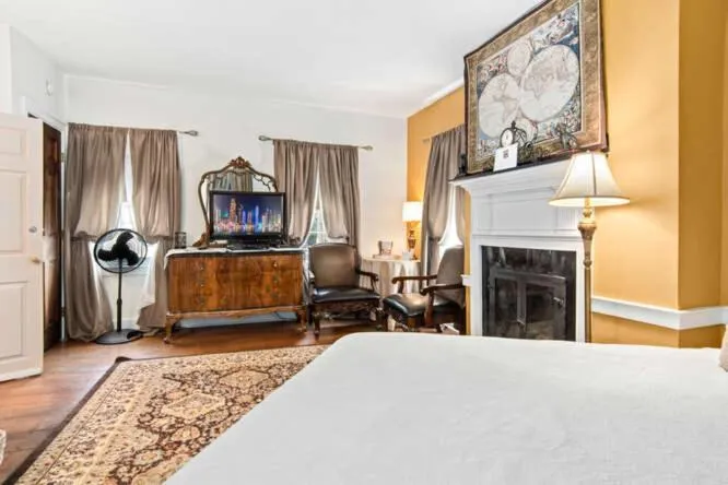 Bed in Old Brick Inn