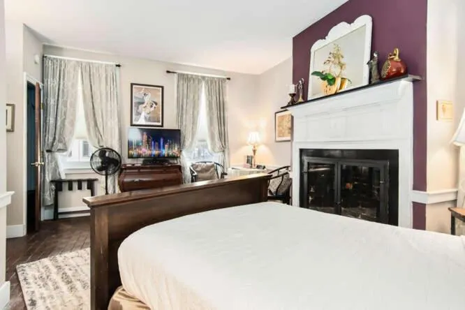 Bed in Old Brick Inn