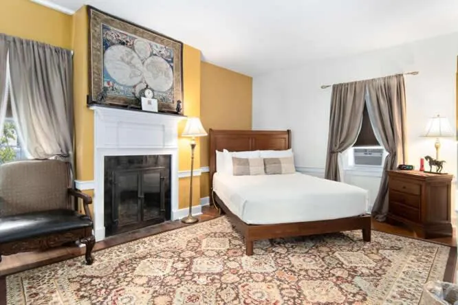 Bed in Old Brick Inn