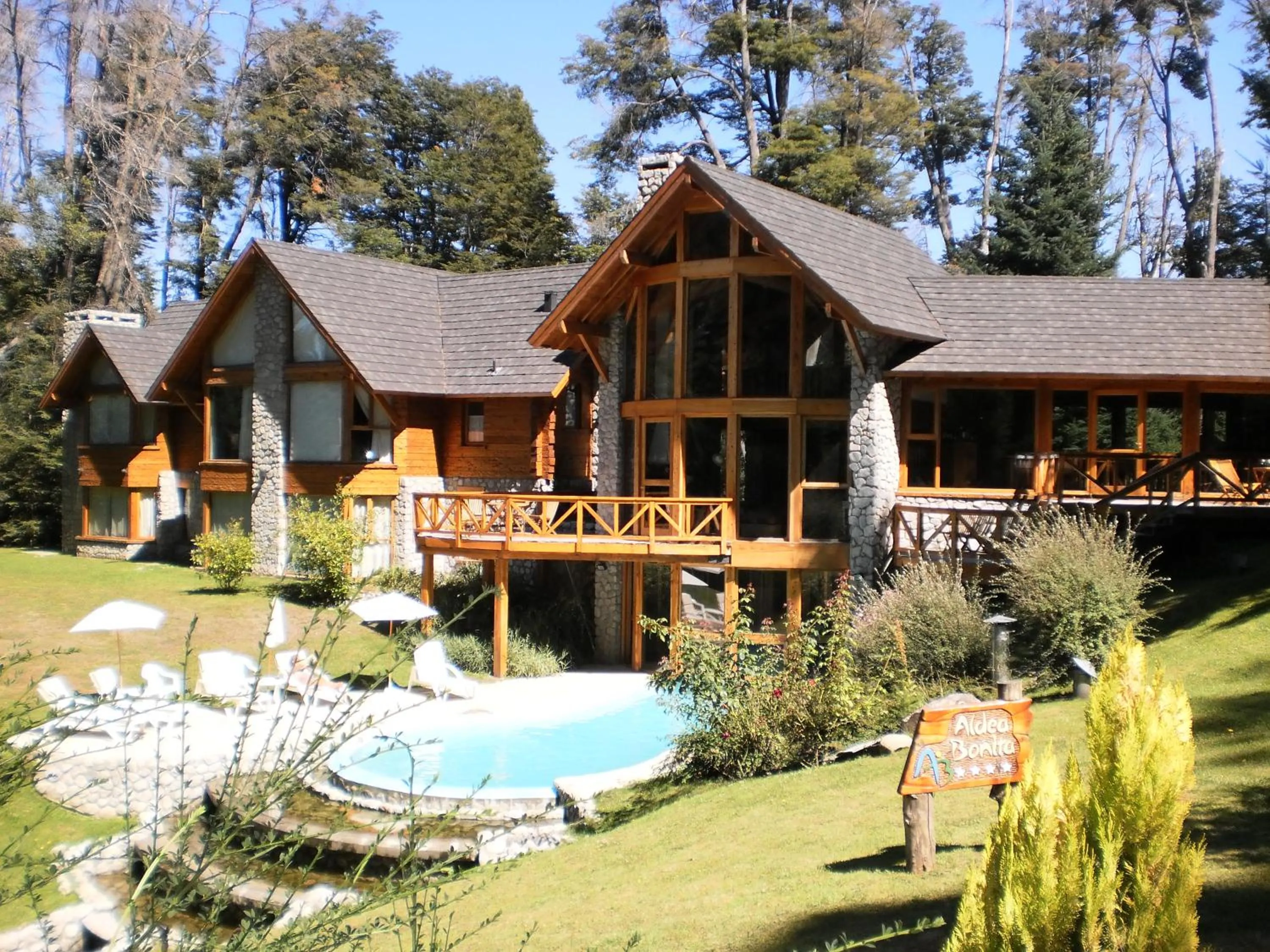 Property building in Aldea Bonita