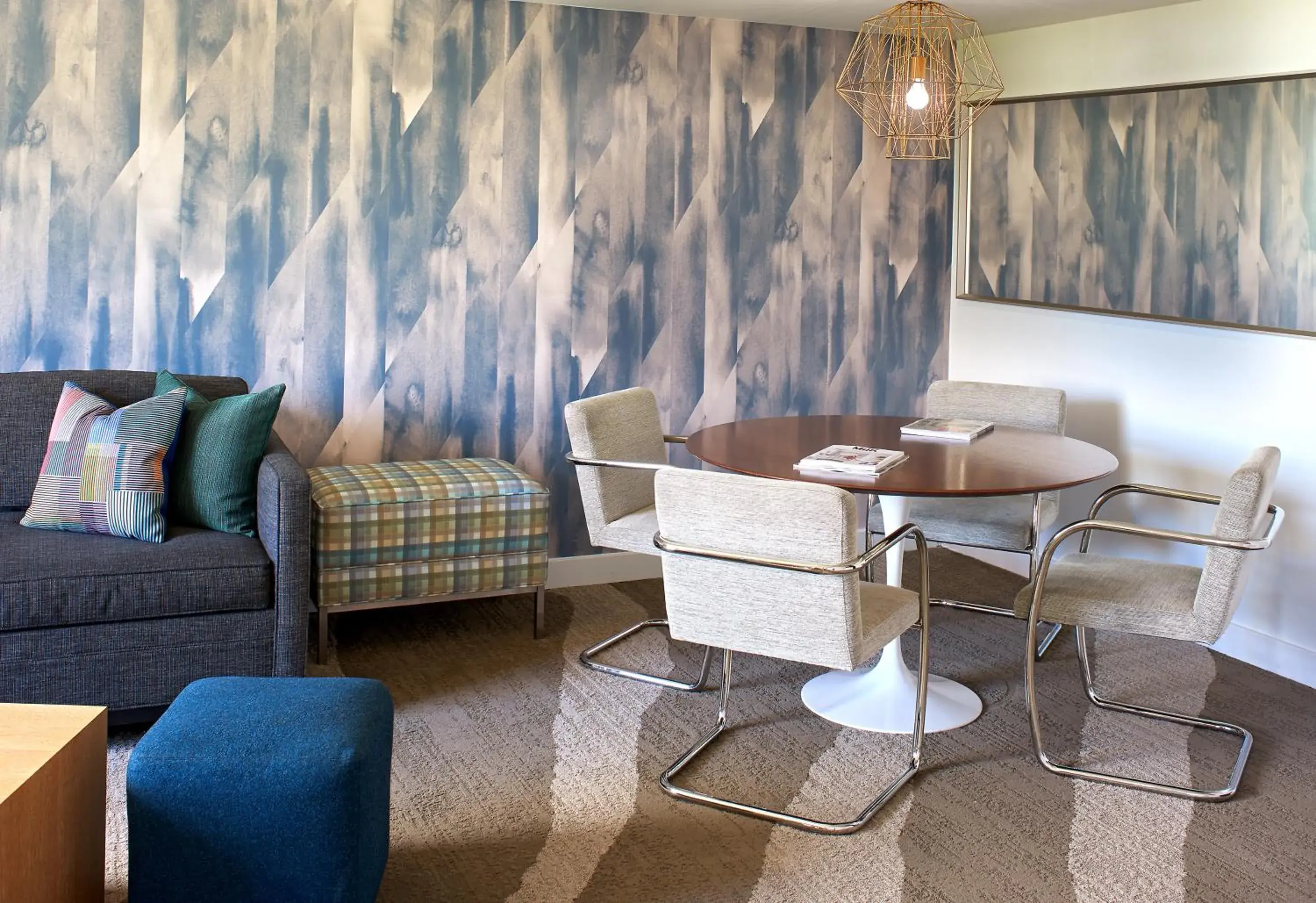 Living room in The Hotel Zags Portland Living room in The Hotel Zags Portland