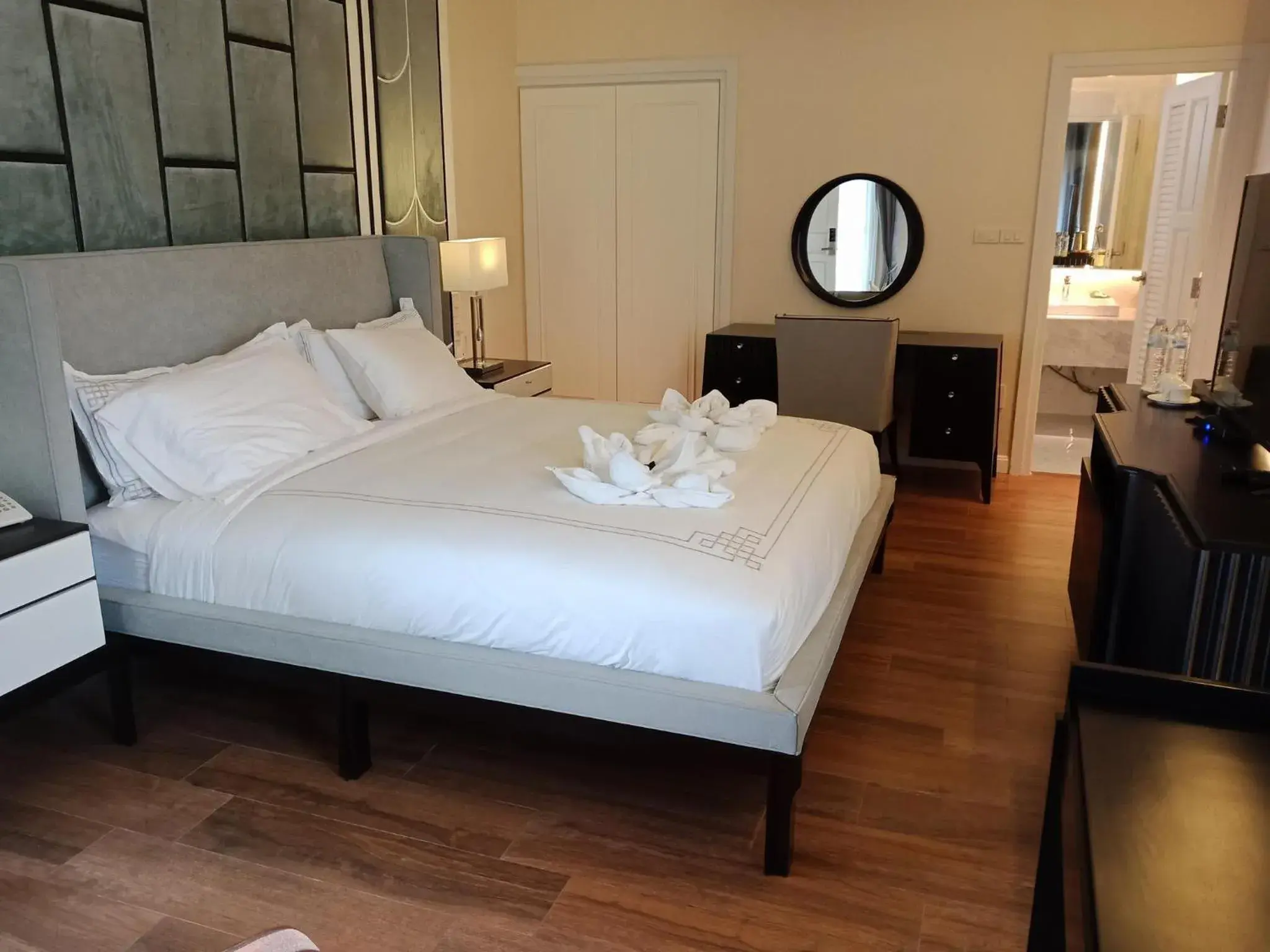 Bed in NirvaNAN House Bed in NirvaNAN House