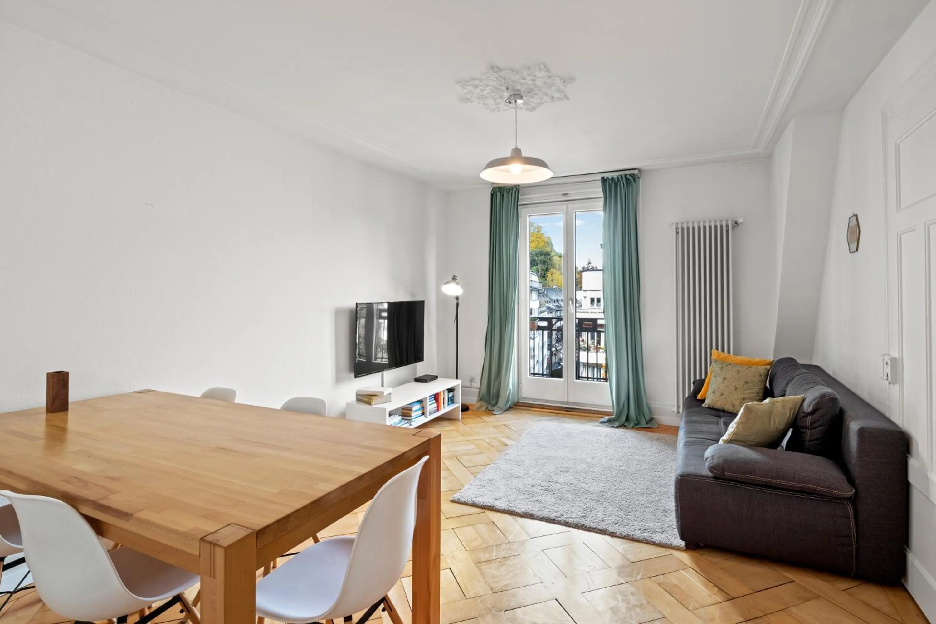 Central Bright & Cozy Apartments