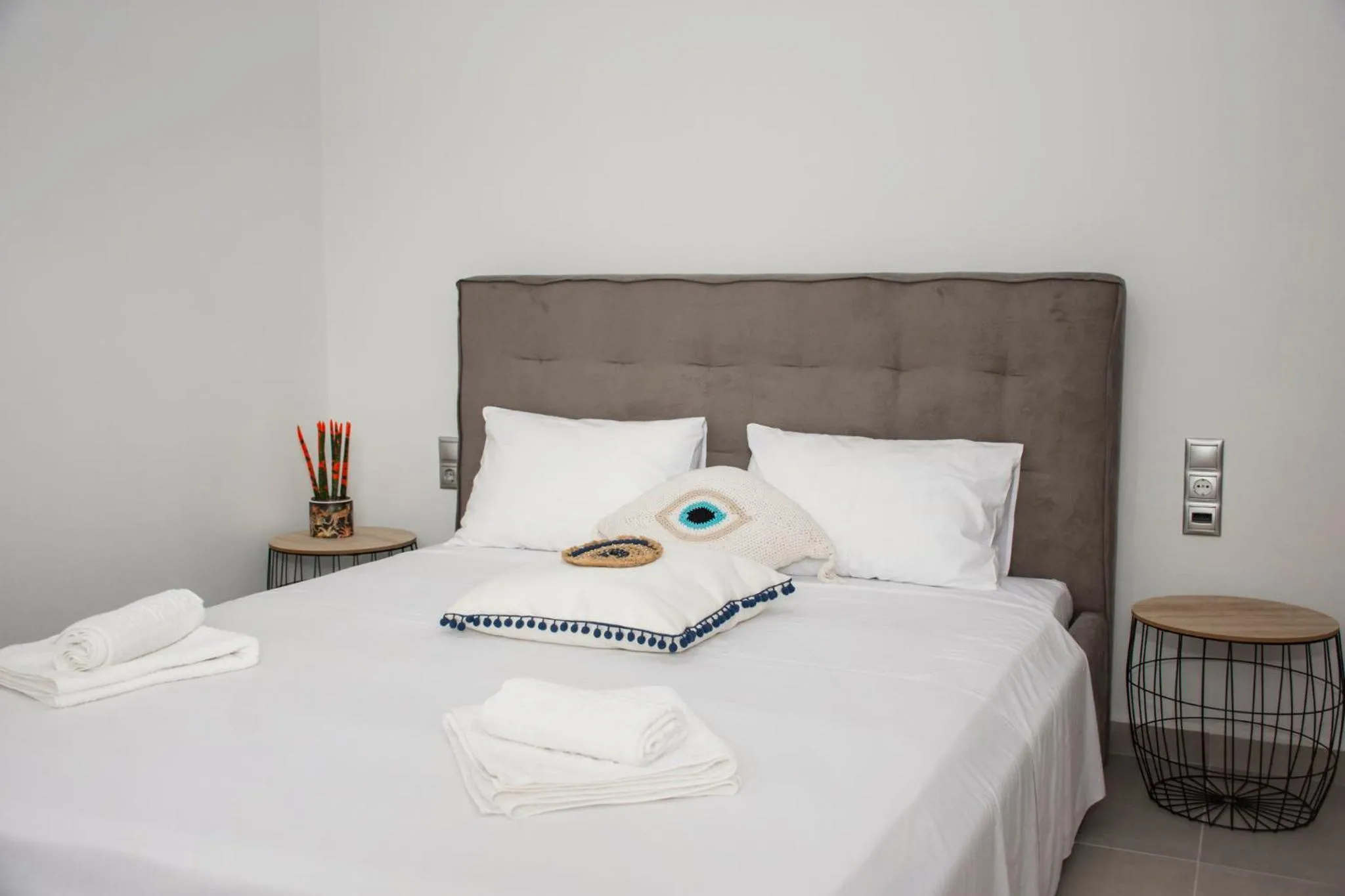 Bed in Christina Apartment