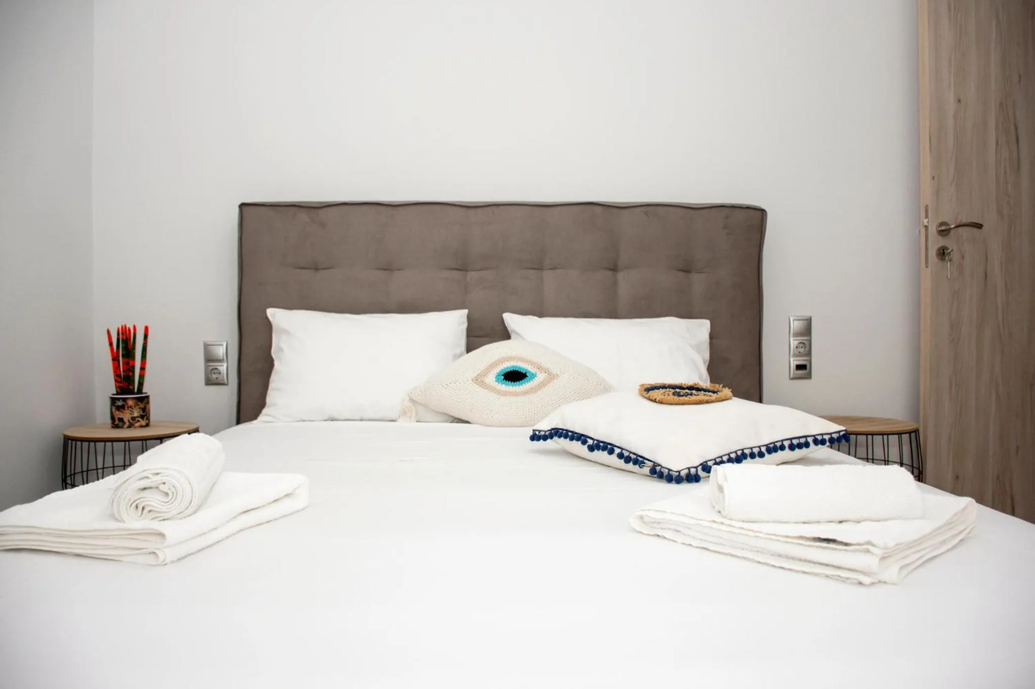 Bed in Christina Apartment