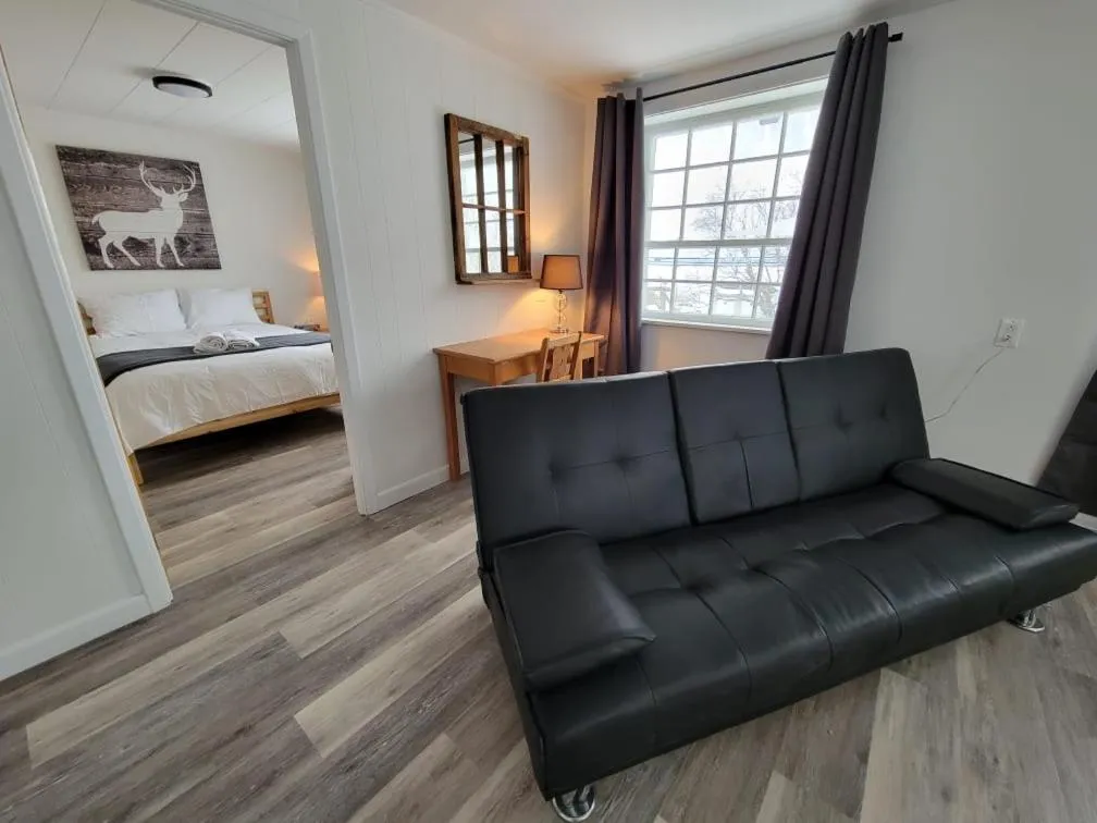 Bed in Aux 4 vents - Auberg'Inn