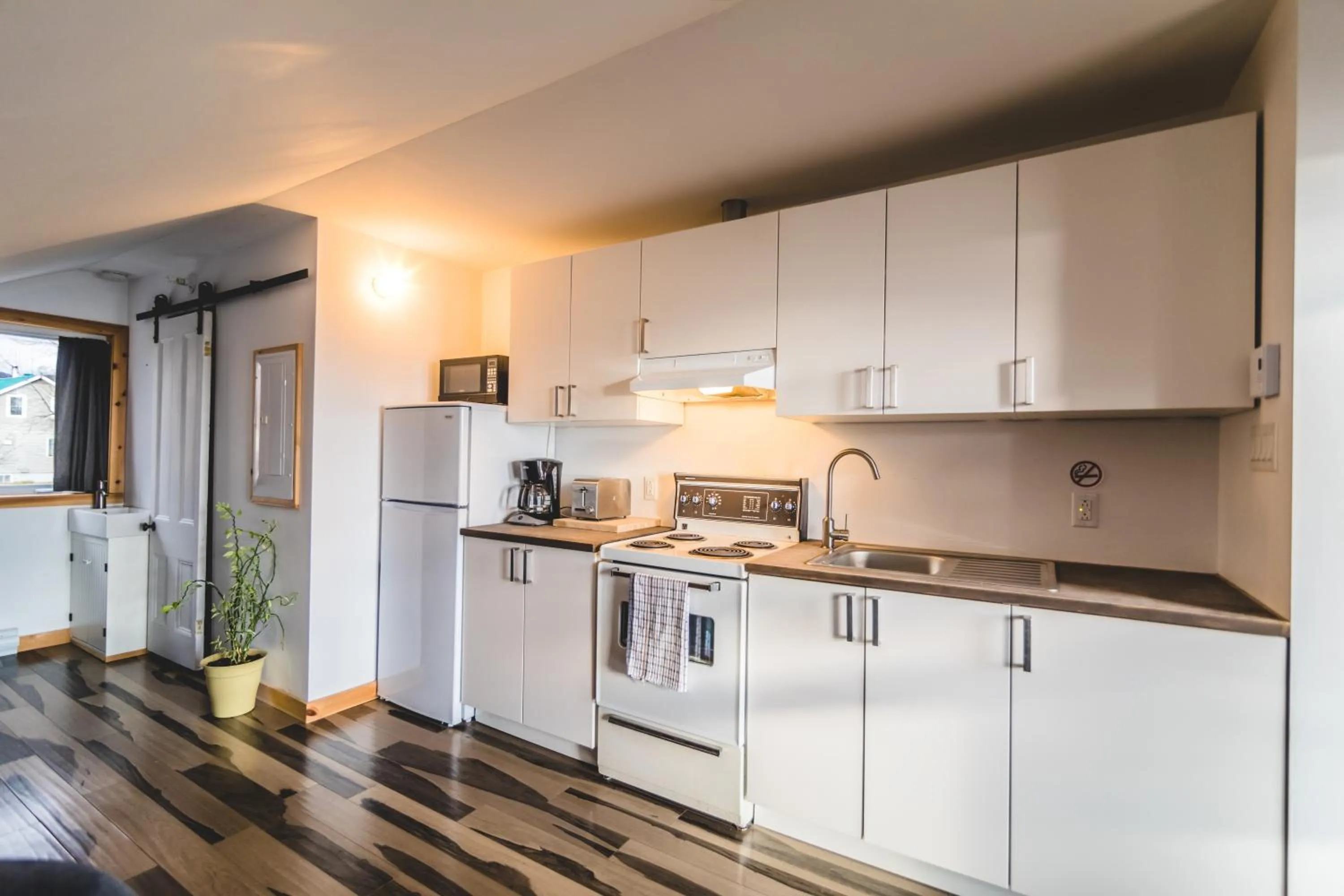 Kitchen or kitchenette in Aux 4 vents - Auberg'Inn