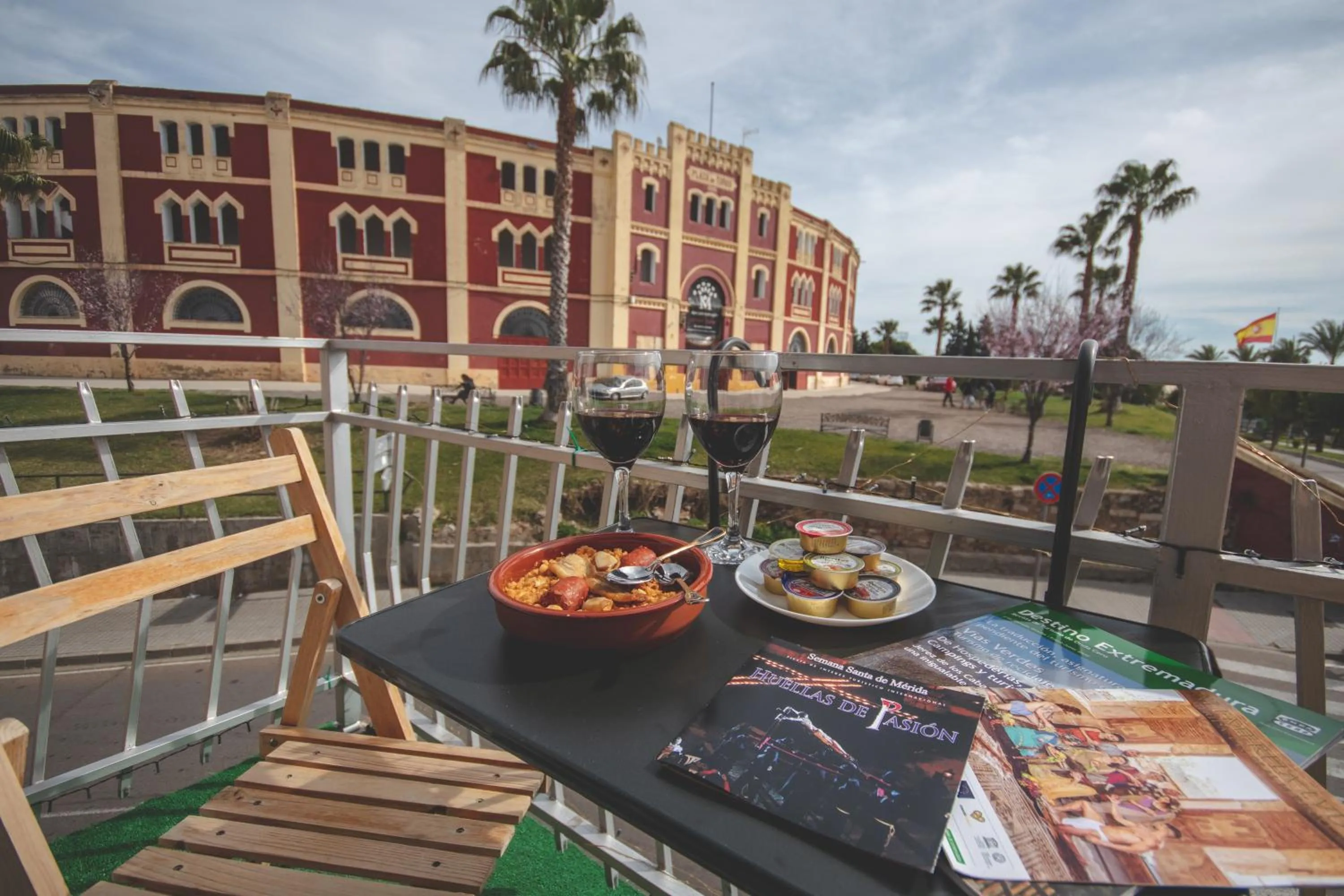 Landmark view in Apartamentos Coso de San Albin