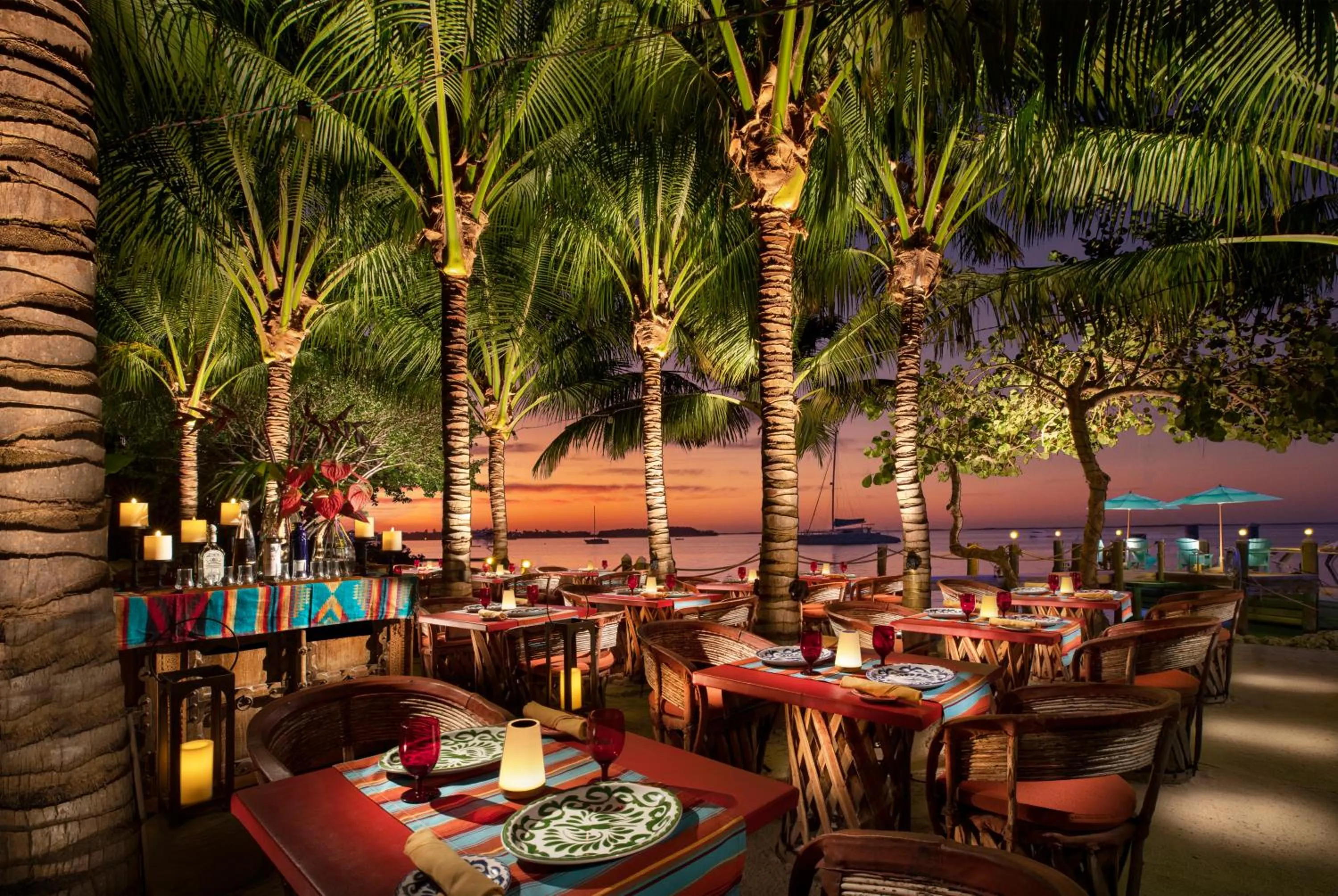 Restaurant/places to eat in Bungalows Key Largo - All Inclusive