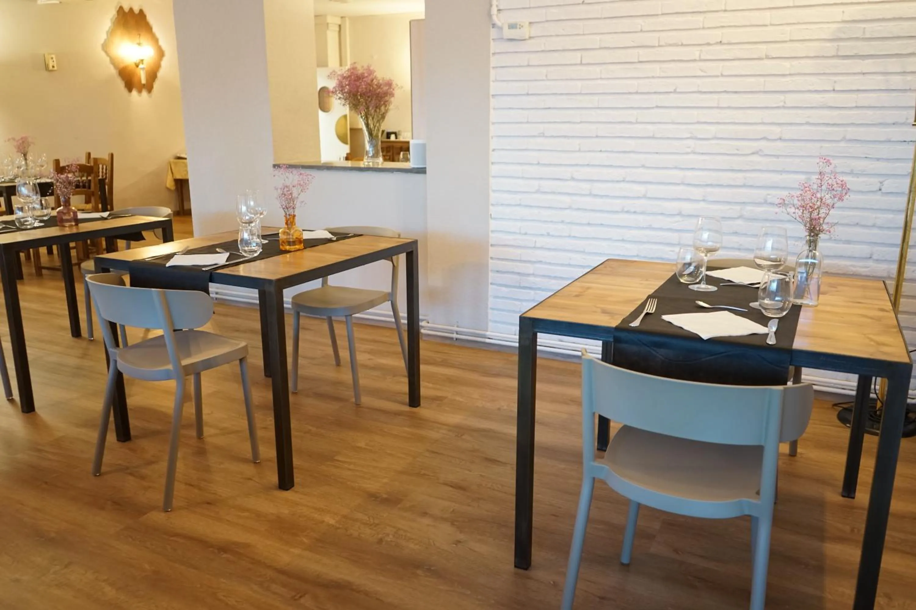 Restaurant/places to eat in Hotel Santuari Balaguer