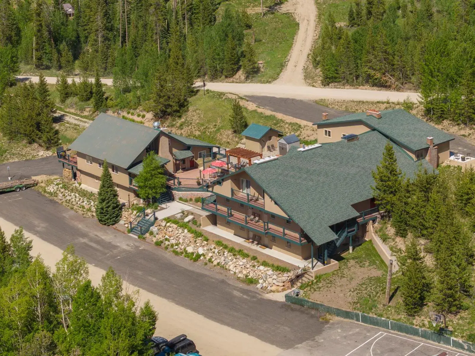 Hideaway Mountain Lodge Hideaway Mountain Lodge