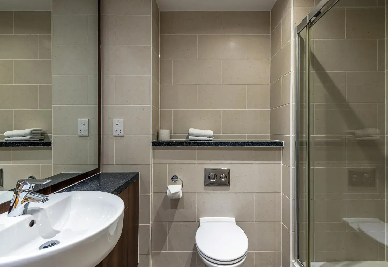 Bathroom in KM Apartments Bathroom in KM Apartments