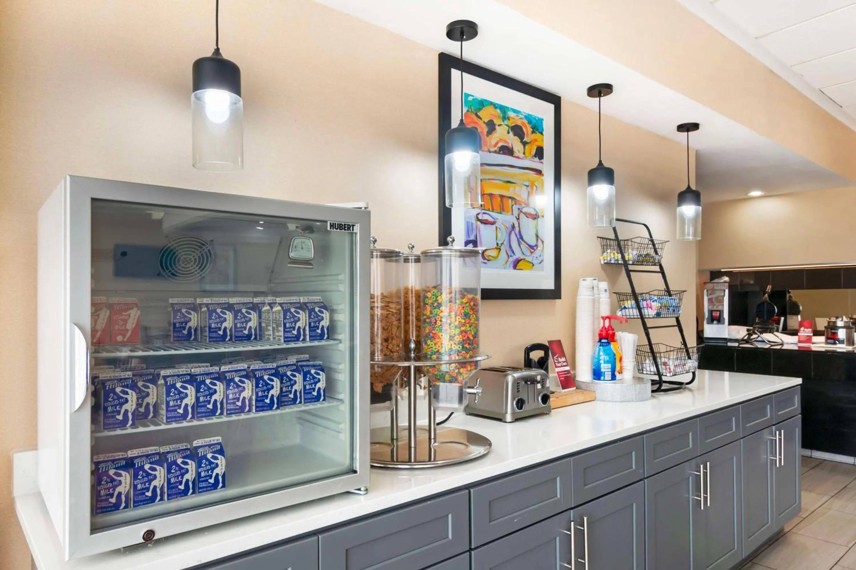 Breakfast in Best Western Plus Kansas City Sports Complex Hotel