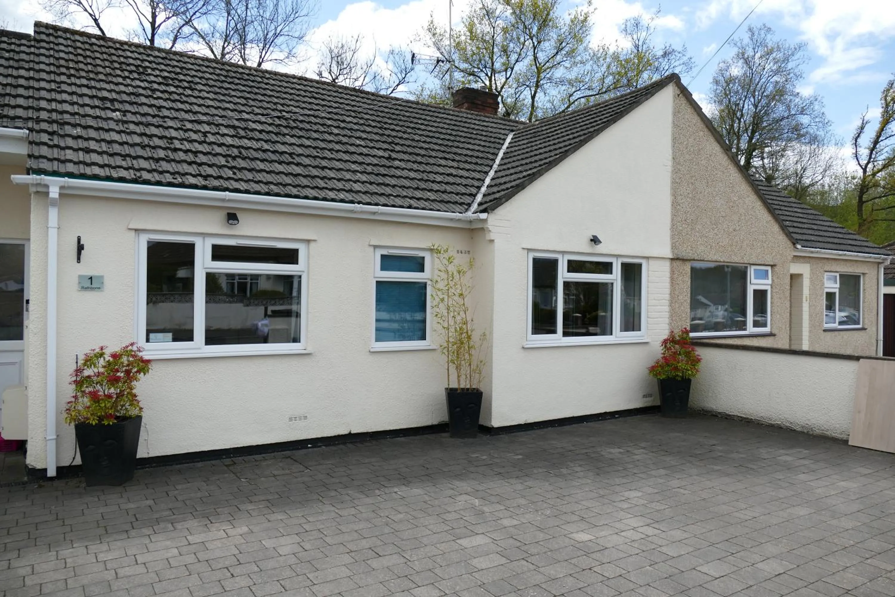 Property building in Magnolia Self Contained Suites