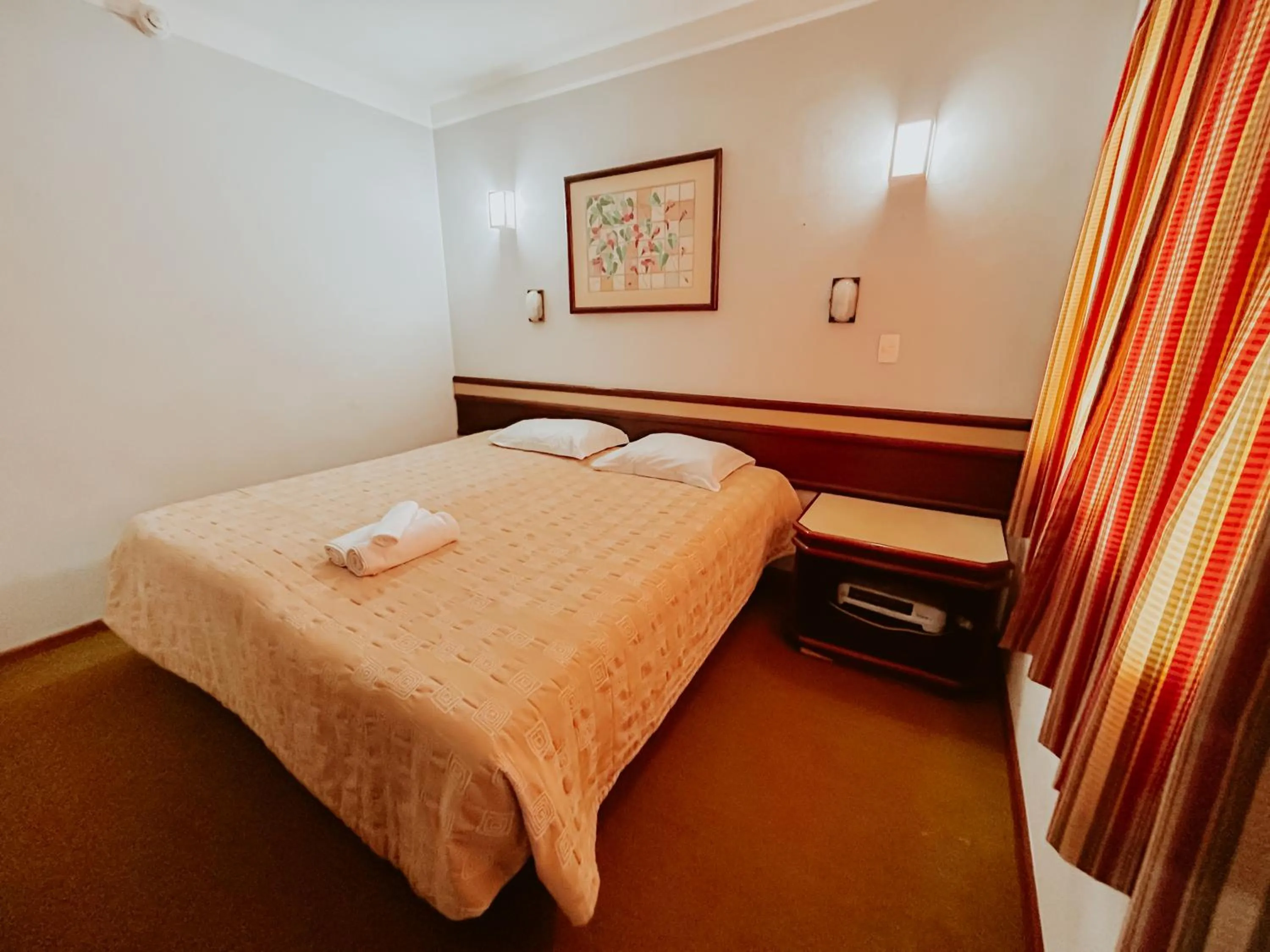 Bedroom, Bed in Plaza Inn Week Inn