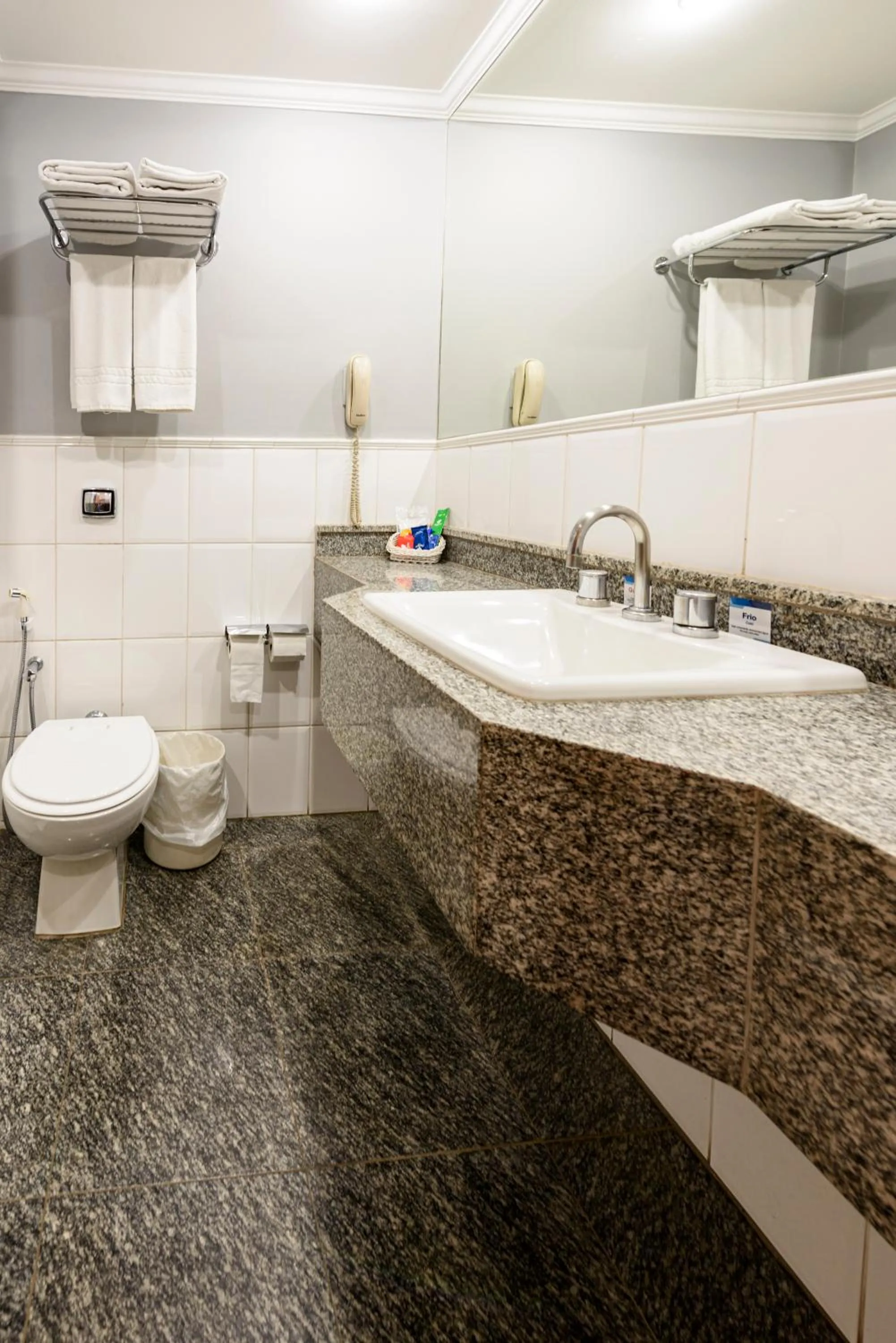 Bathroom in Plaza Inn Executive