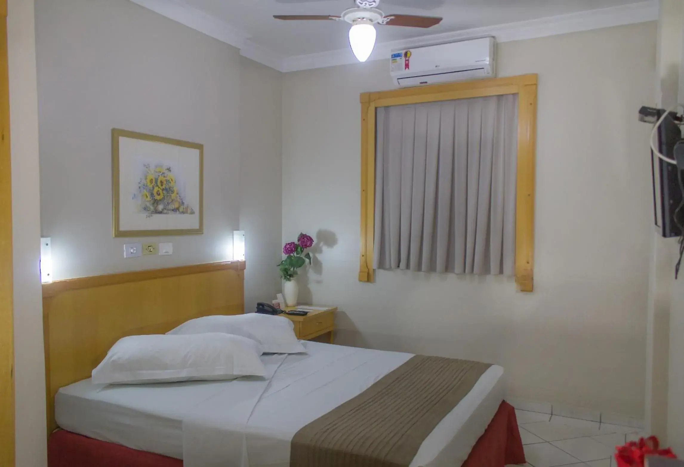 Bed in Oft San Conrado Hotel Bed in Oft San Conrado Hotel