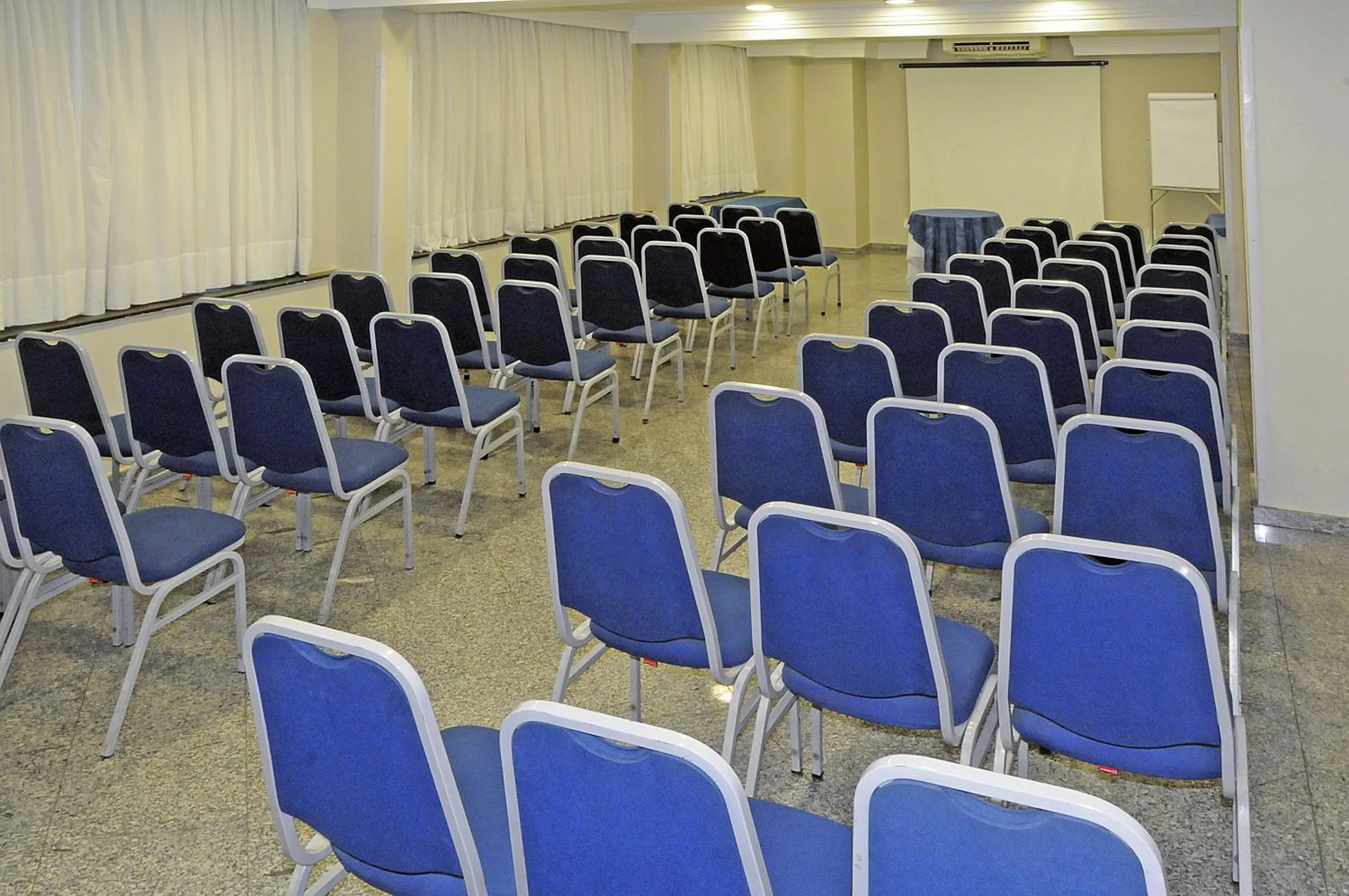 Business facilities in Oft San Conrado Hotel