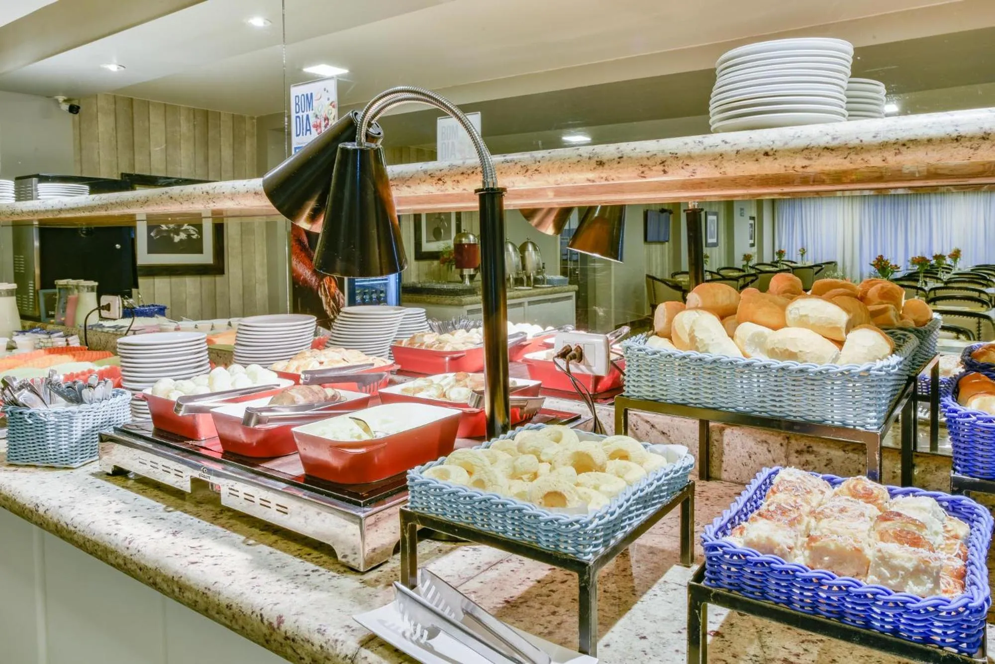 Breakfast in Plaza Inn Augustus