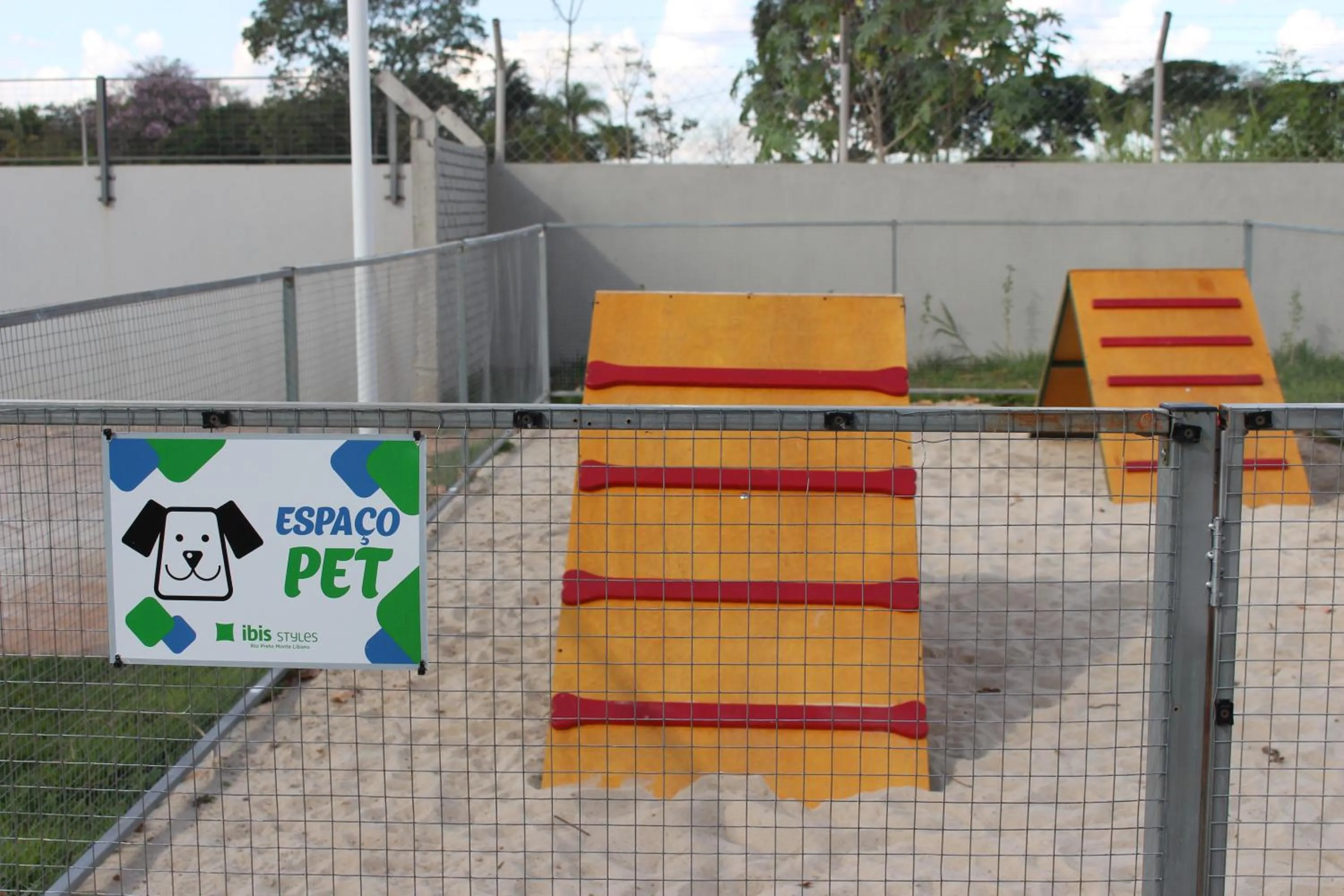 Pets in ibis Styles Rio Preto Monte Libano